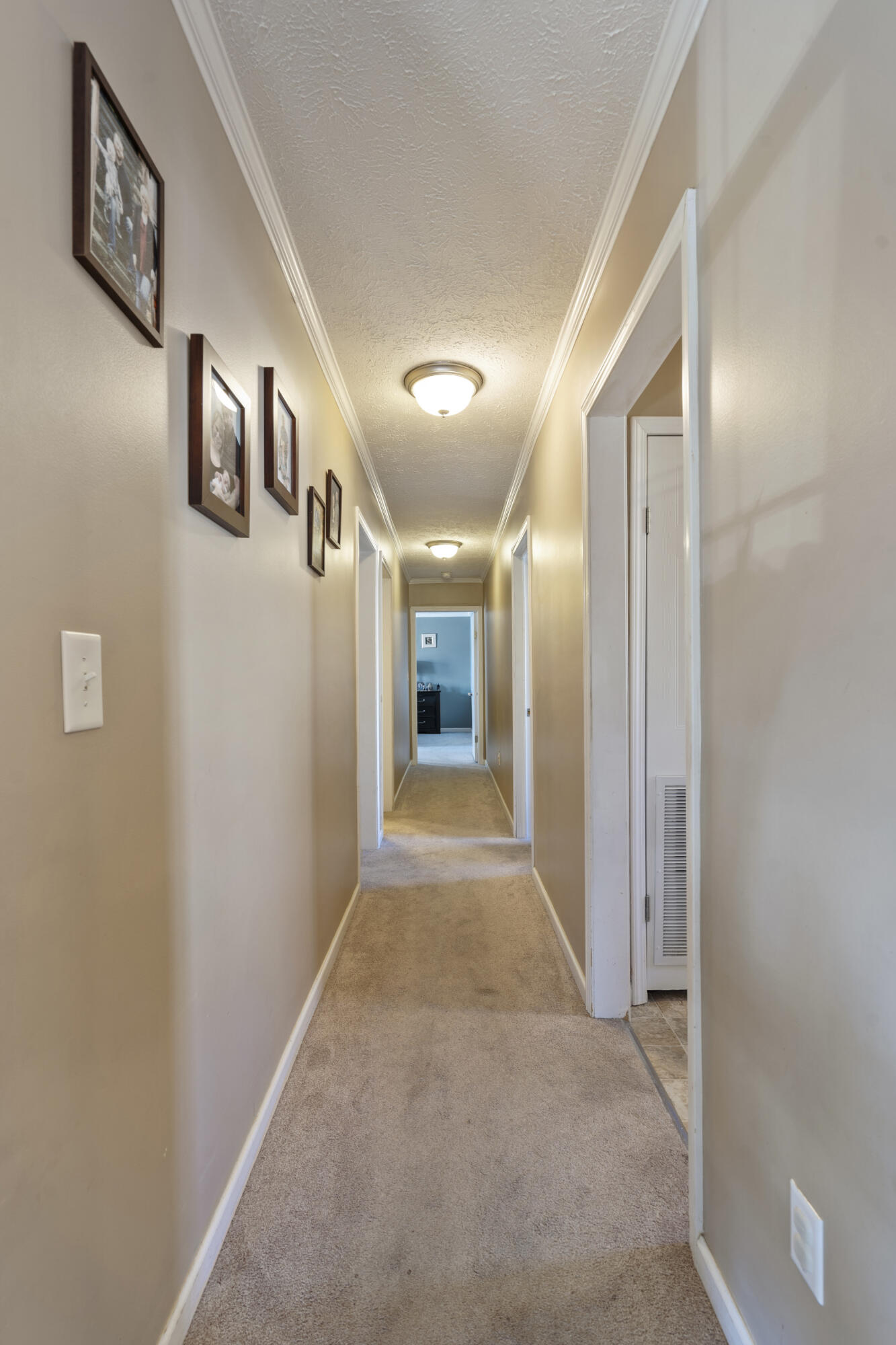 1428 Hammerhill Road