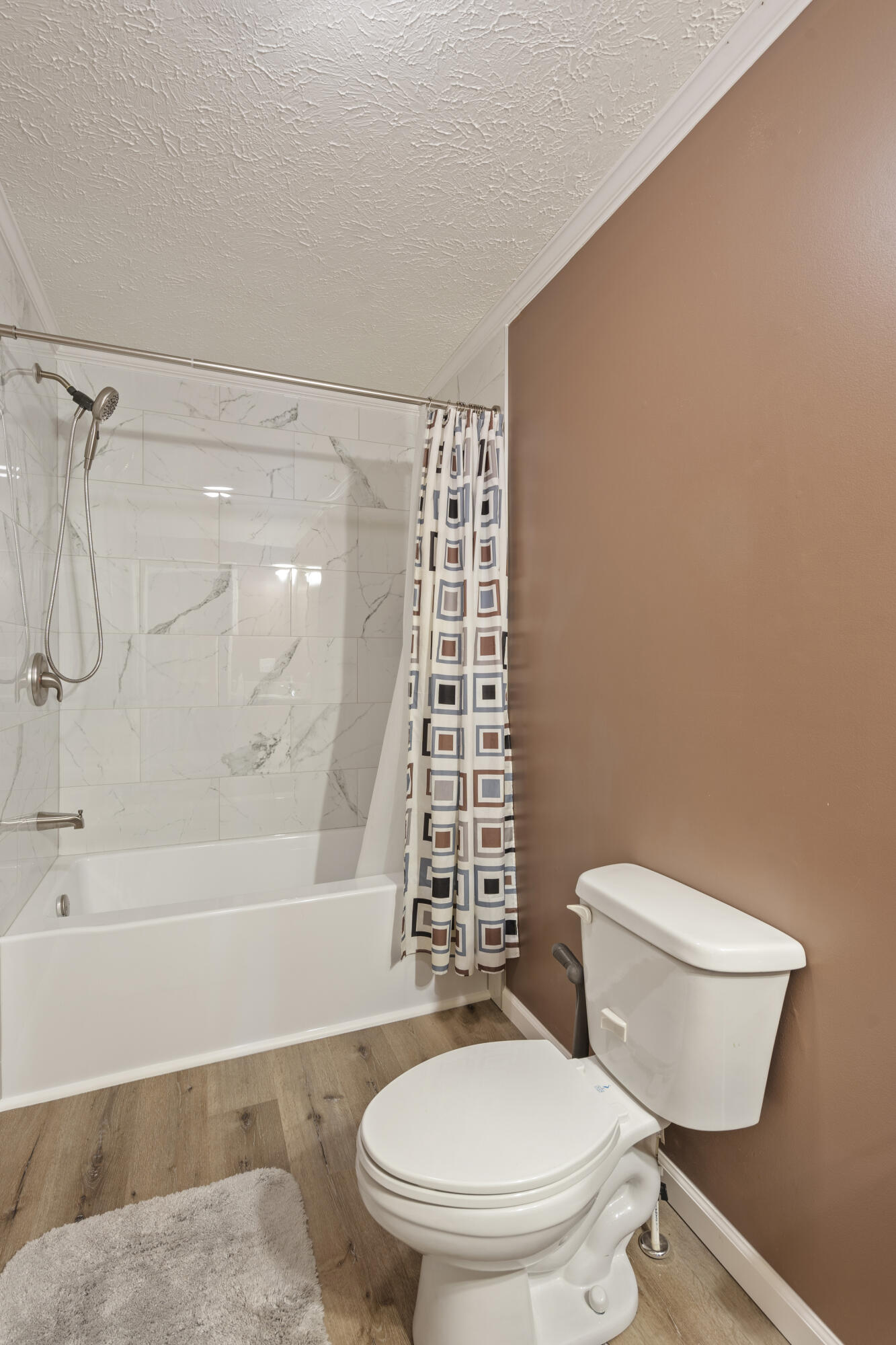 1428 Hammerhill Road