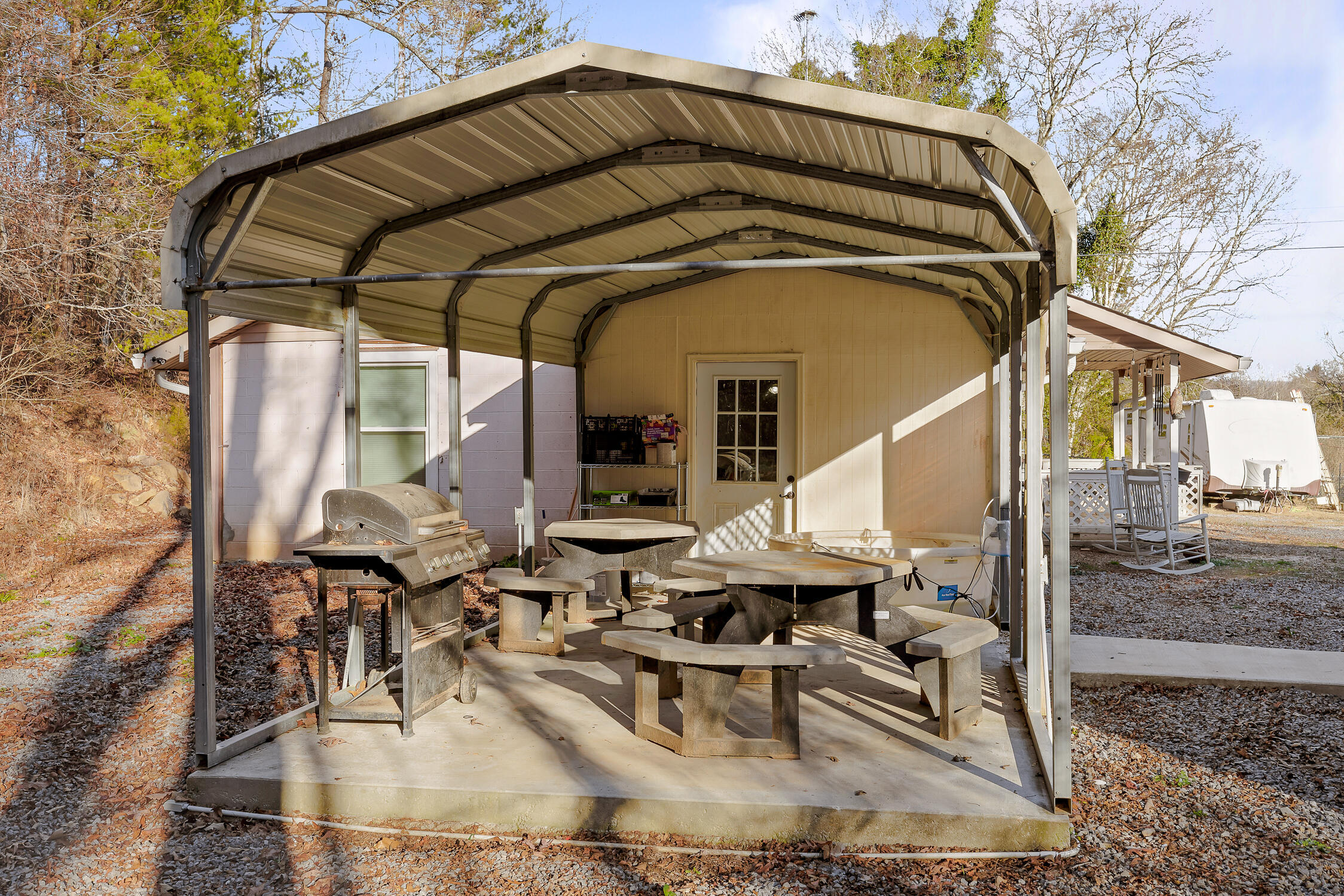 1158 Pryor Cove Road