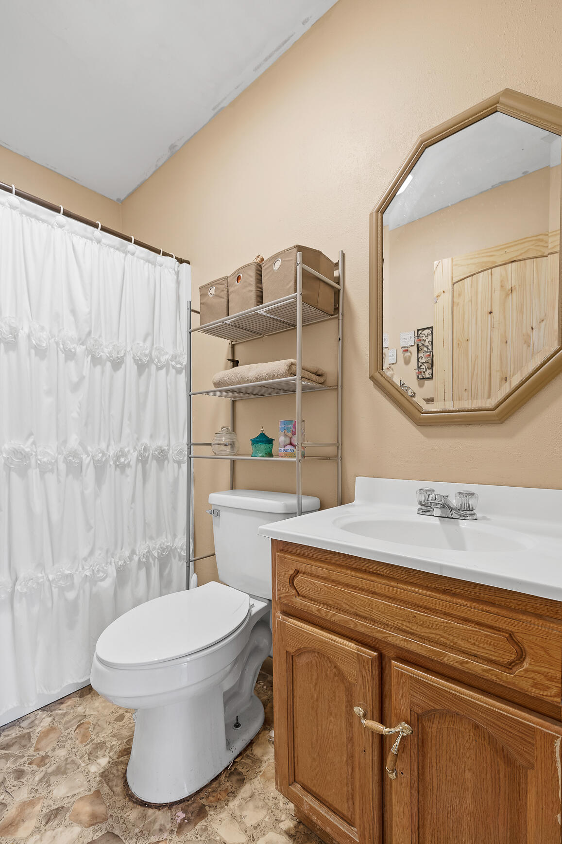 1158 Pryor Cove Road