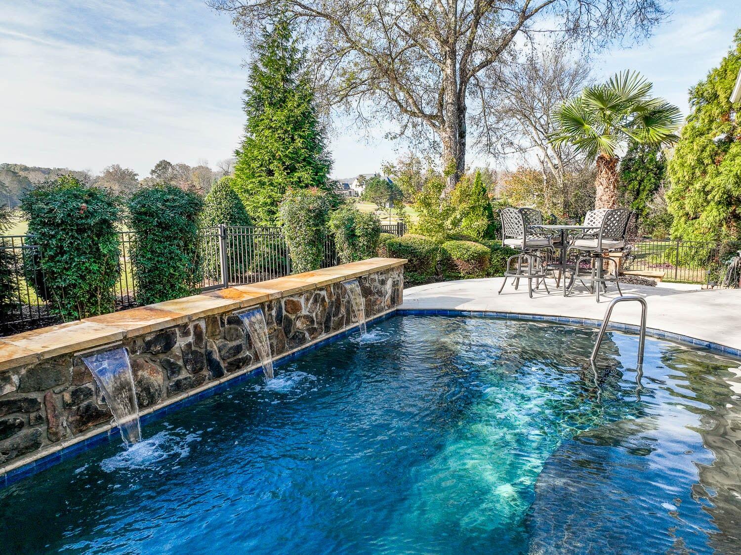 7897 Hampton Cove Drive