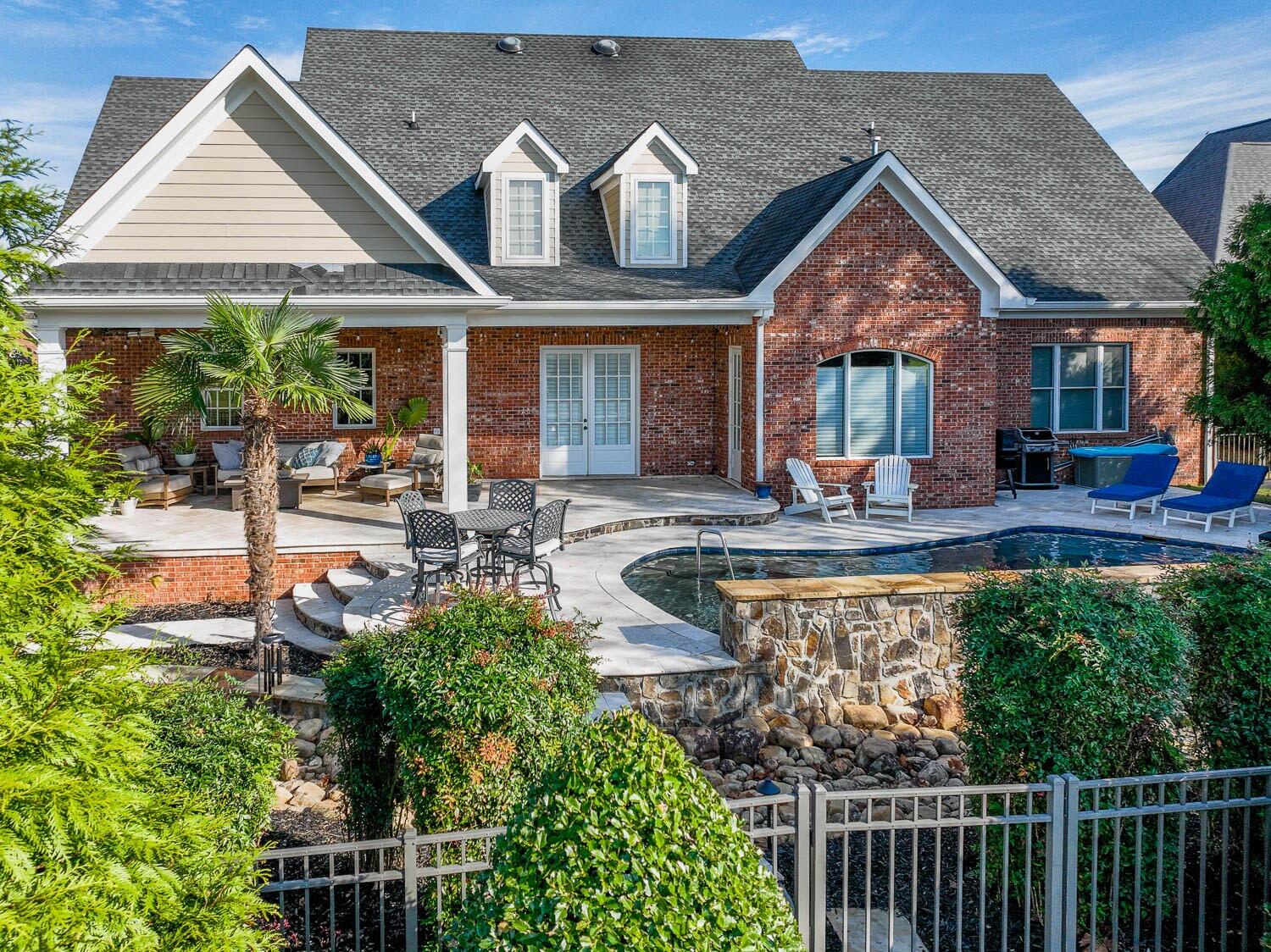 7897 Hampton Cove Drive