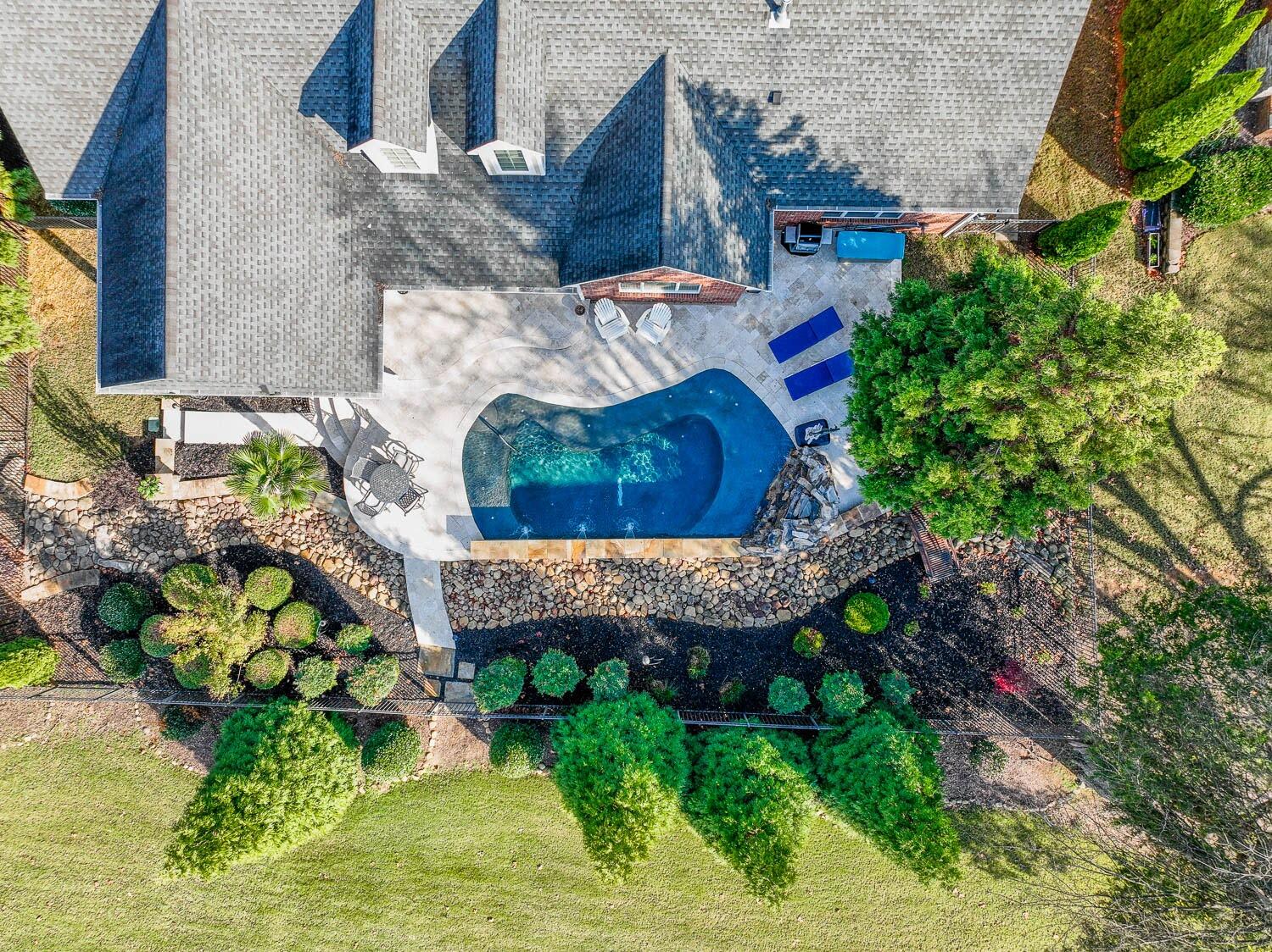 7897 Hampton Cove Drive