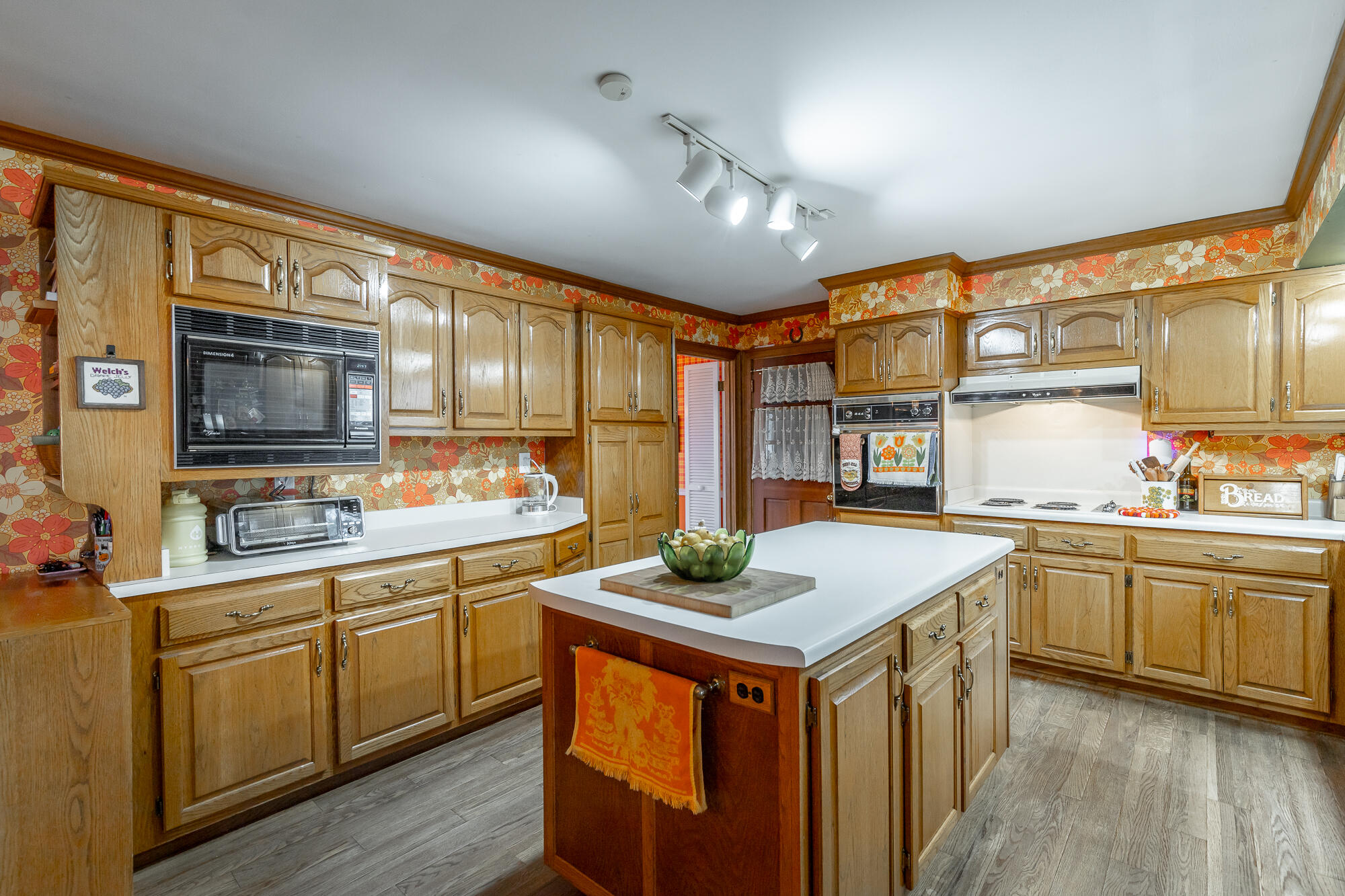 4804 Murray Hills Drive