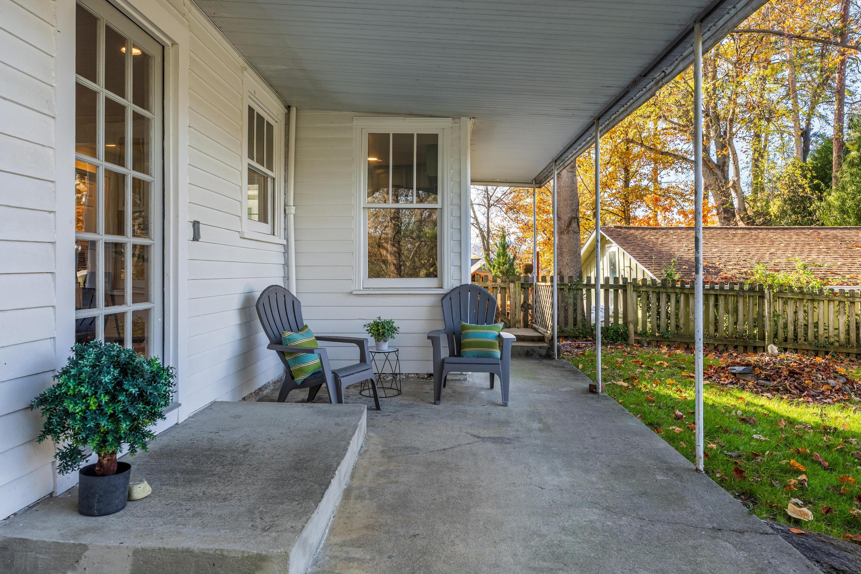 709 Mt Vernon Avenue