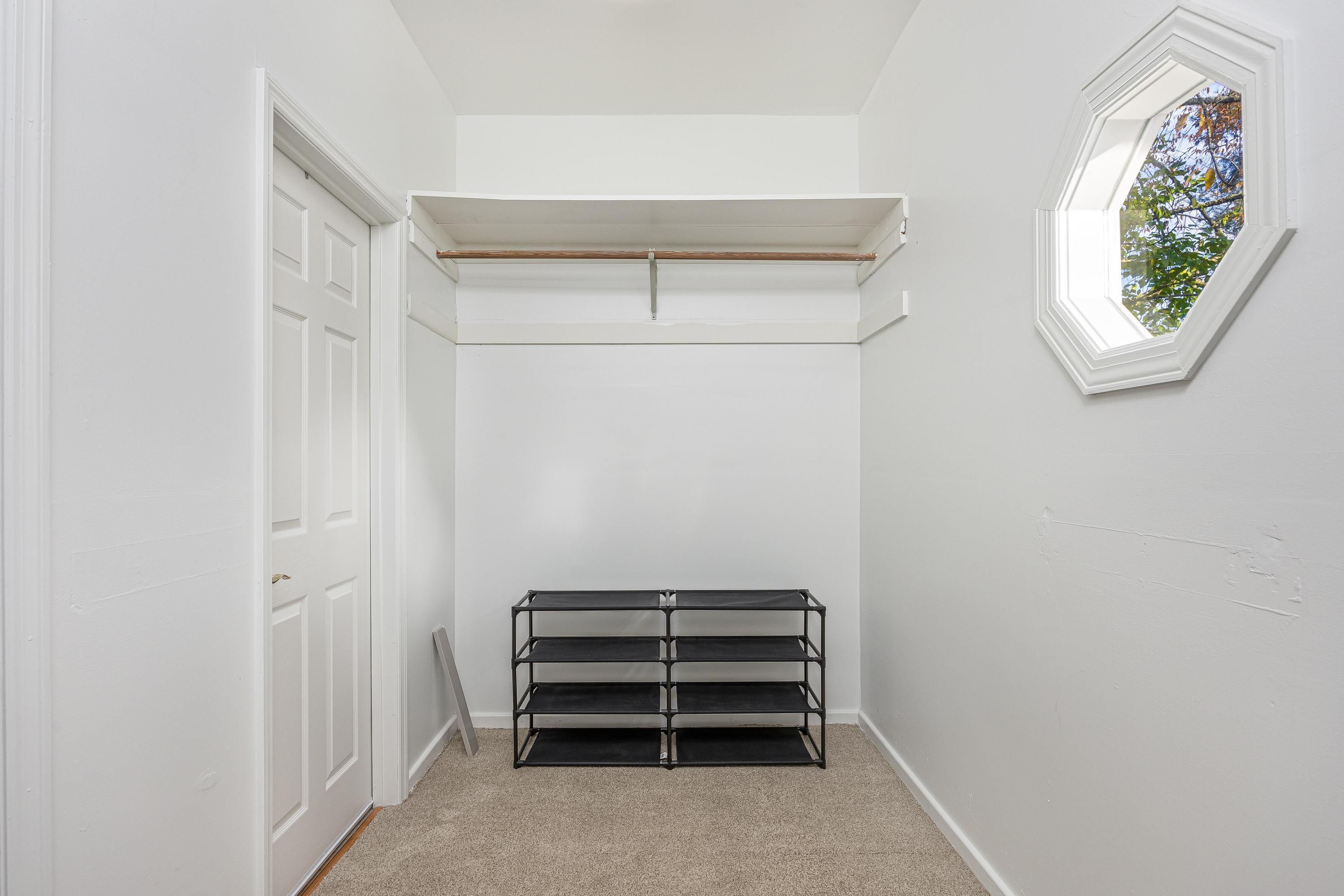 709 Mt Vernon Avenue