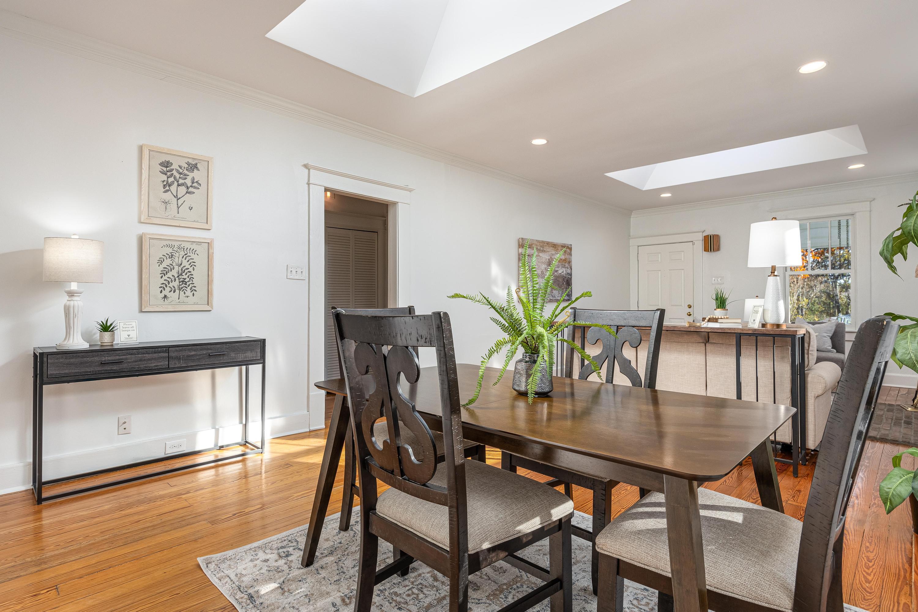 709 Mt Vernon Avenue