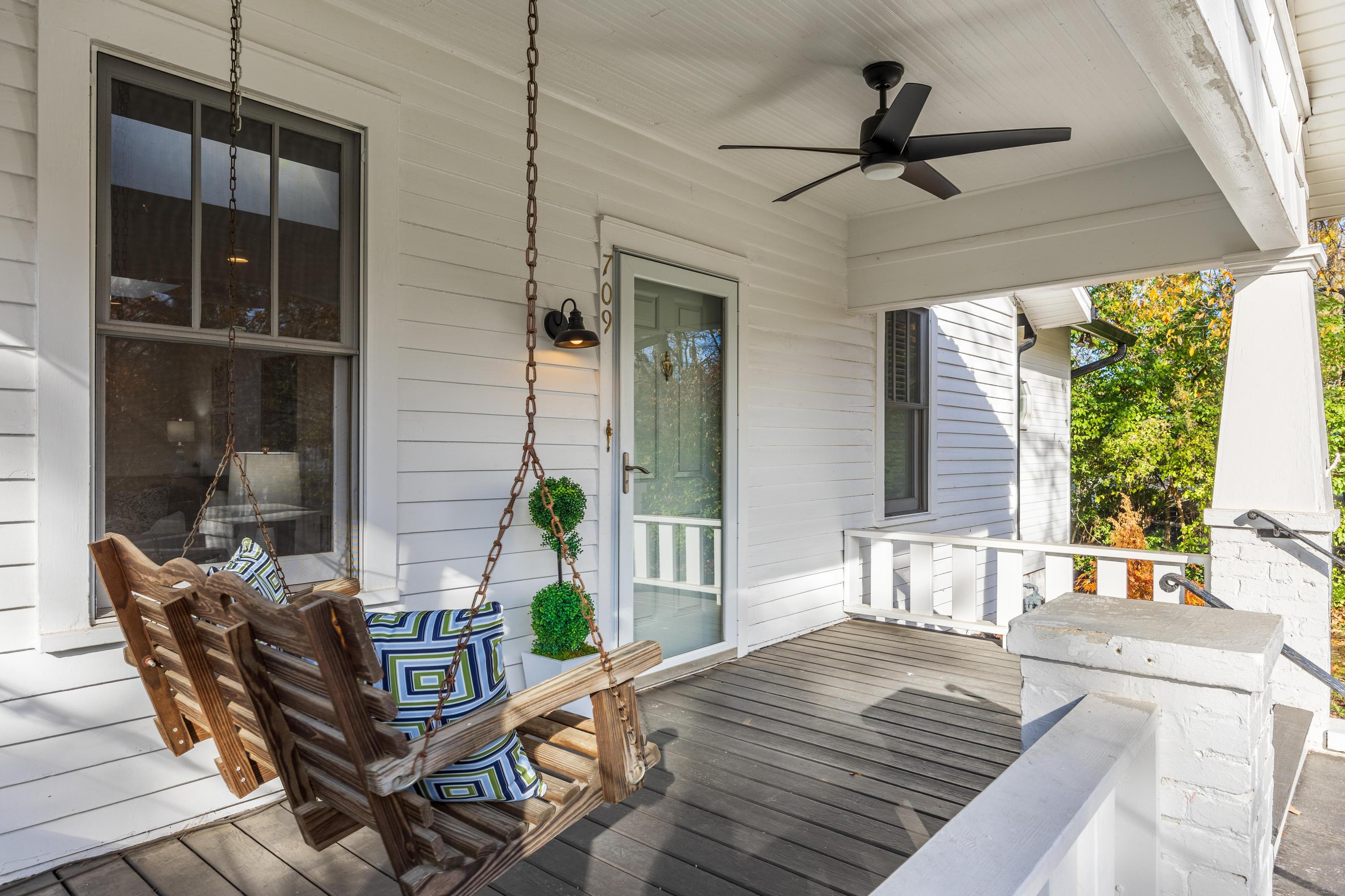 709 Mt Vernon Avenue