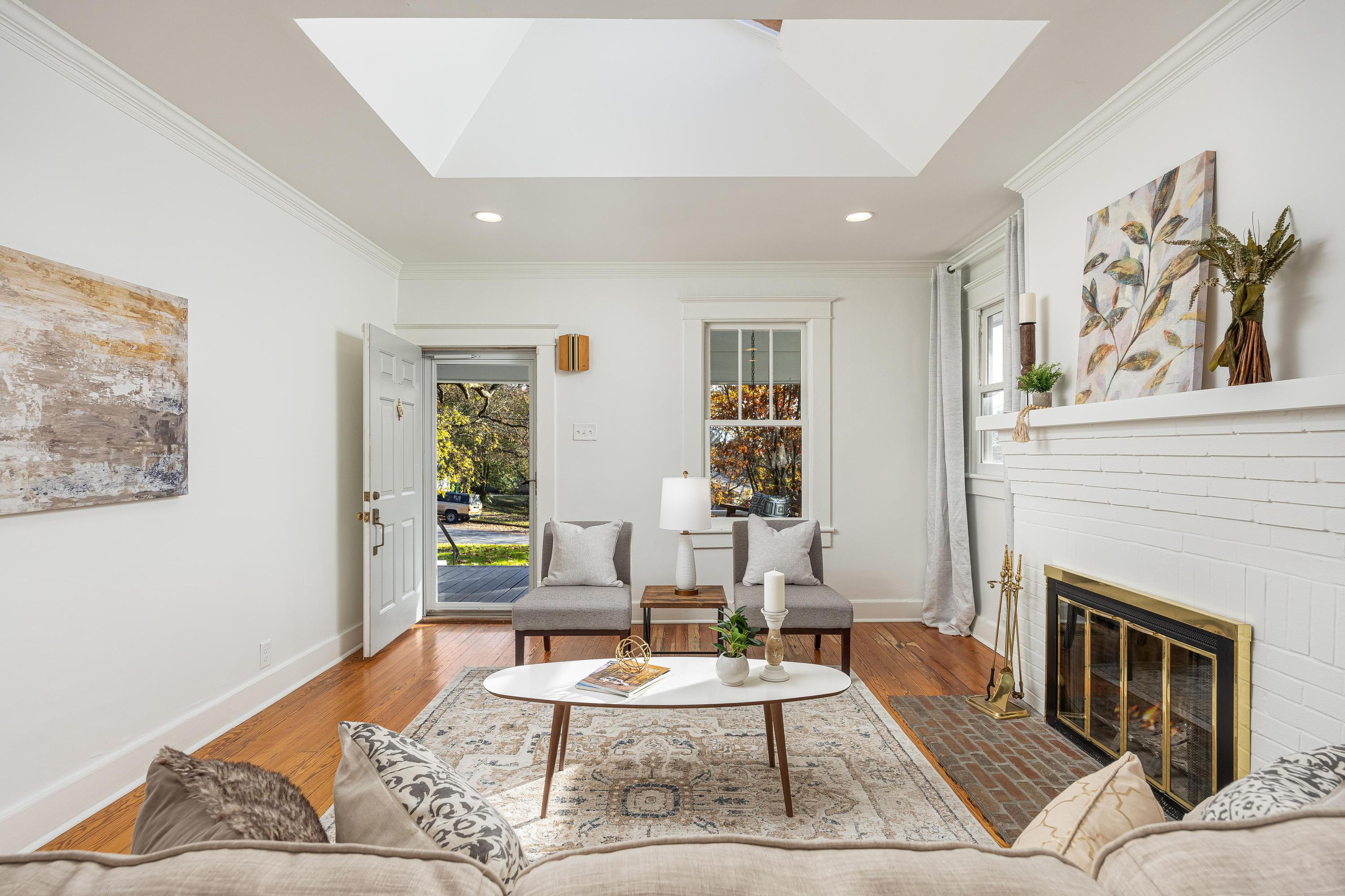 709 Mt Vernon Avenue