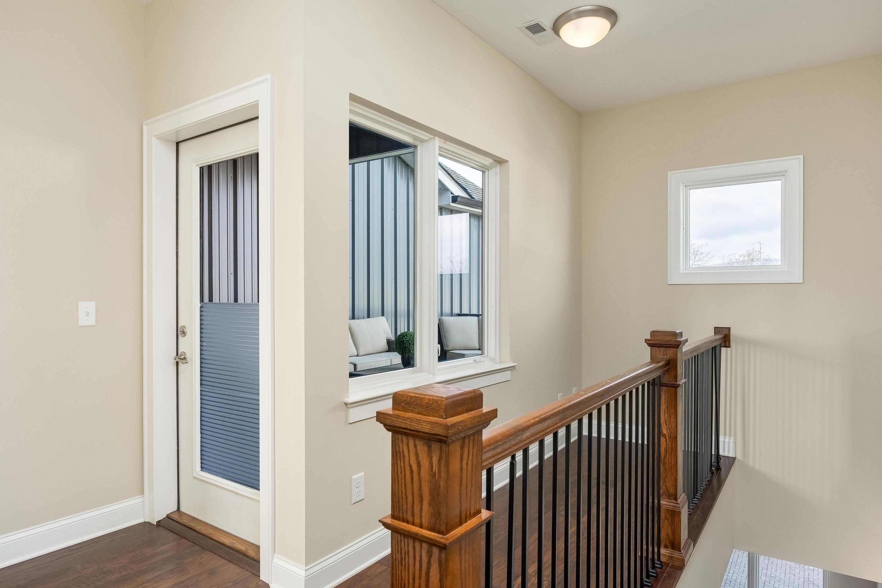 3075 Saint Elmo Avenue