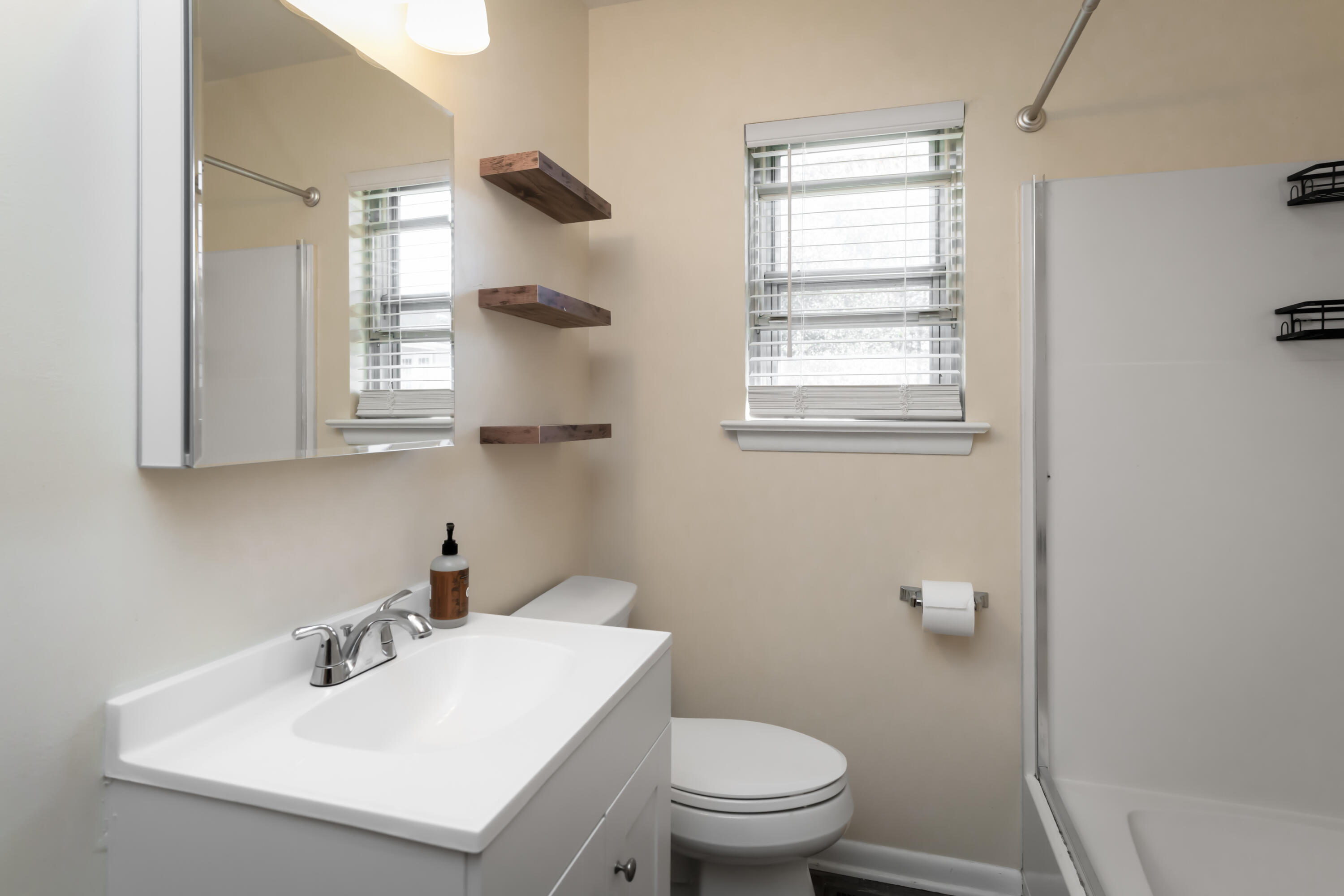 902 Charlotte Avenue