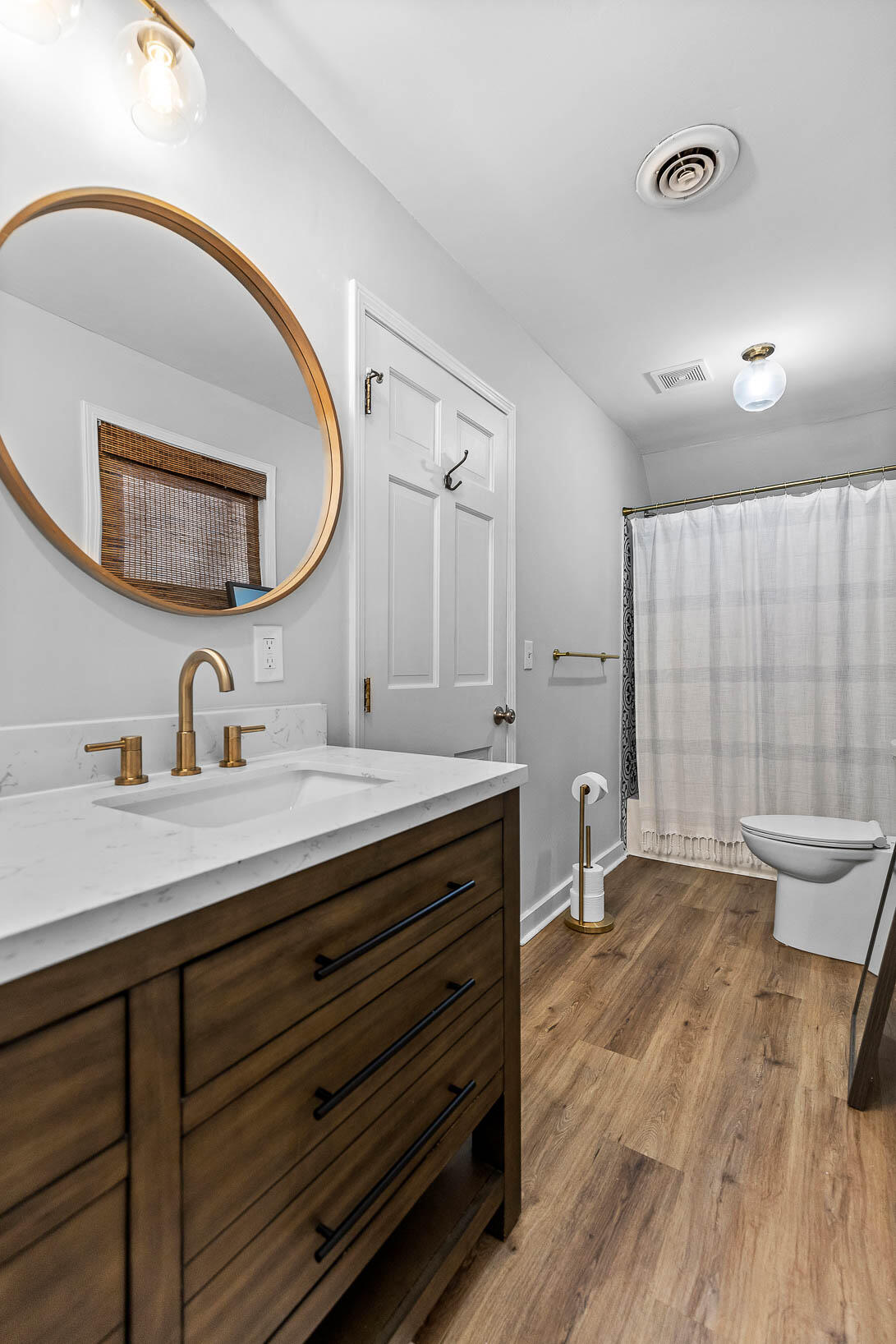 1041 Clift Cave Drive