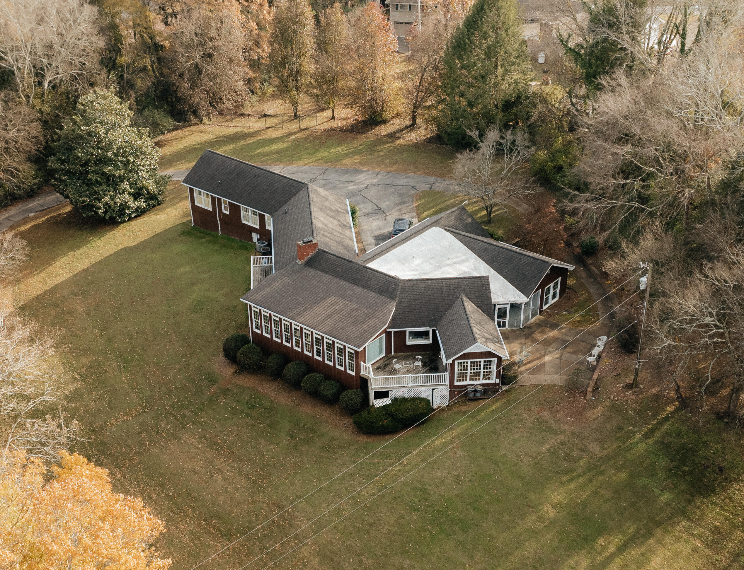 7322 Noah Reid Road