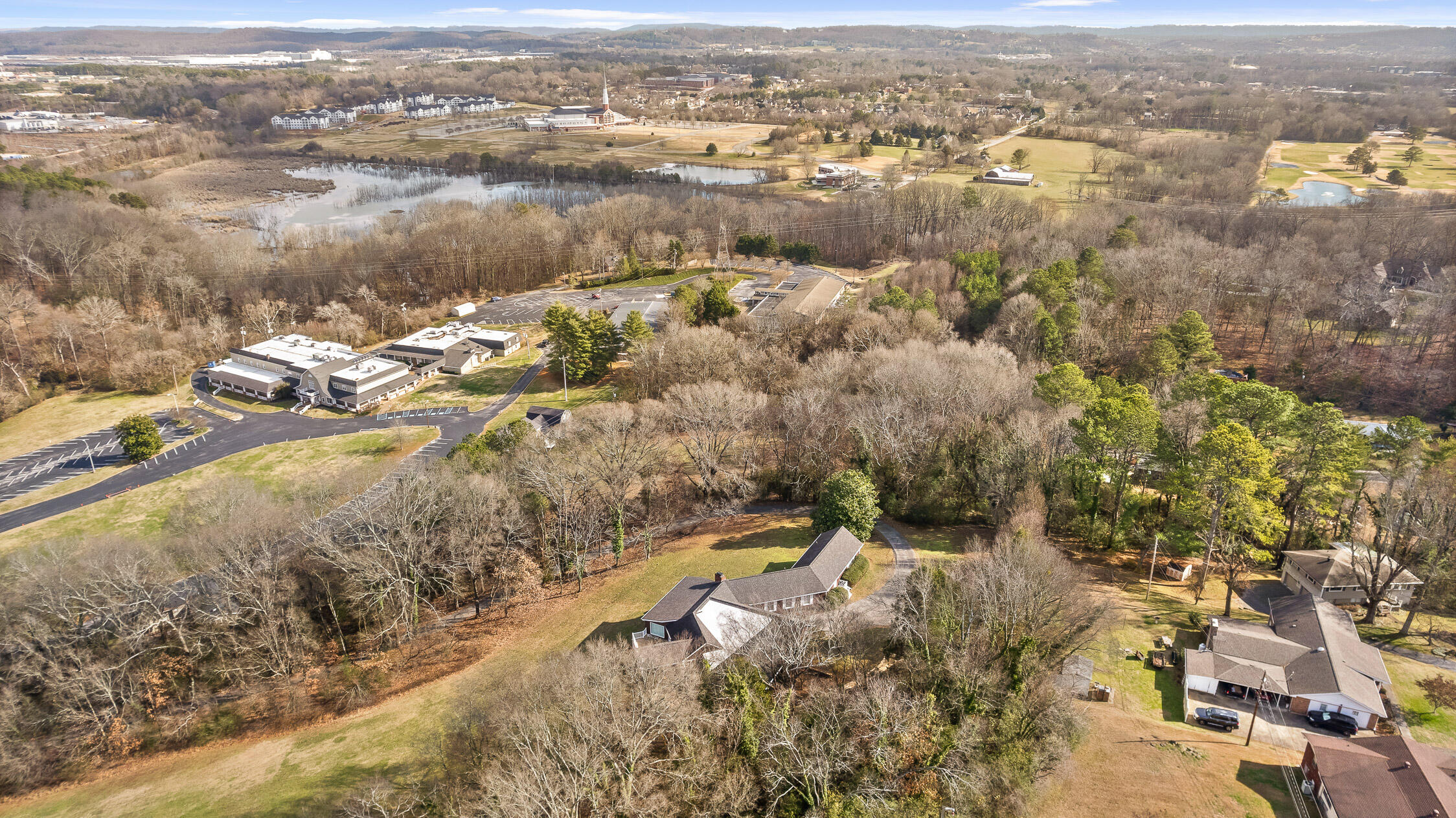 7322 Noah Reid Road