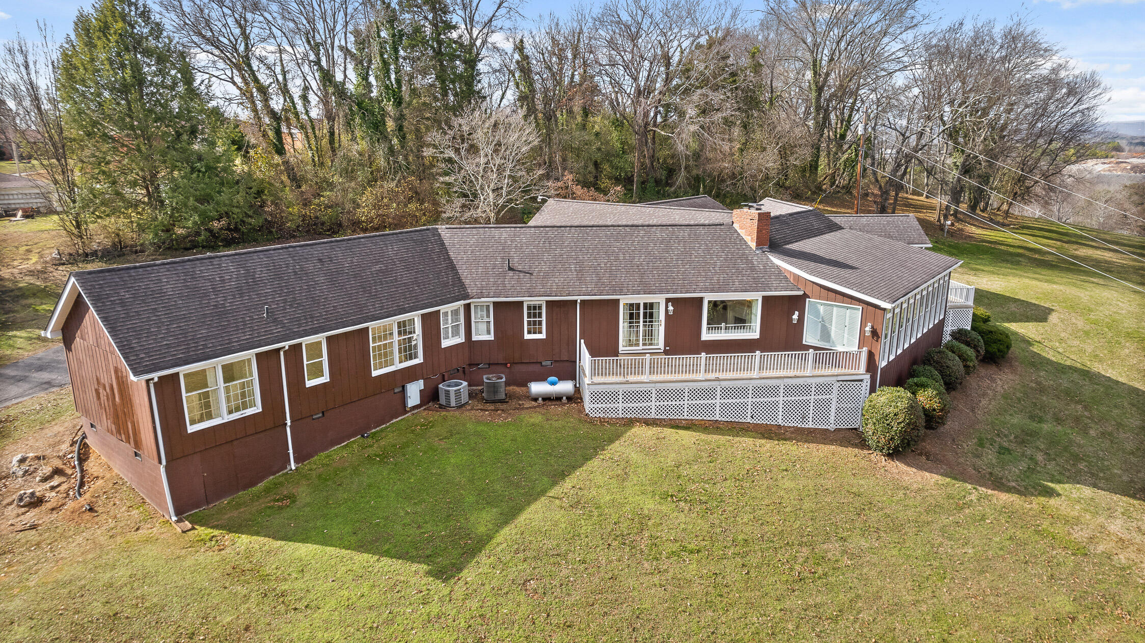 7322 Noah Reid Road