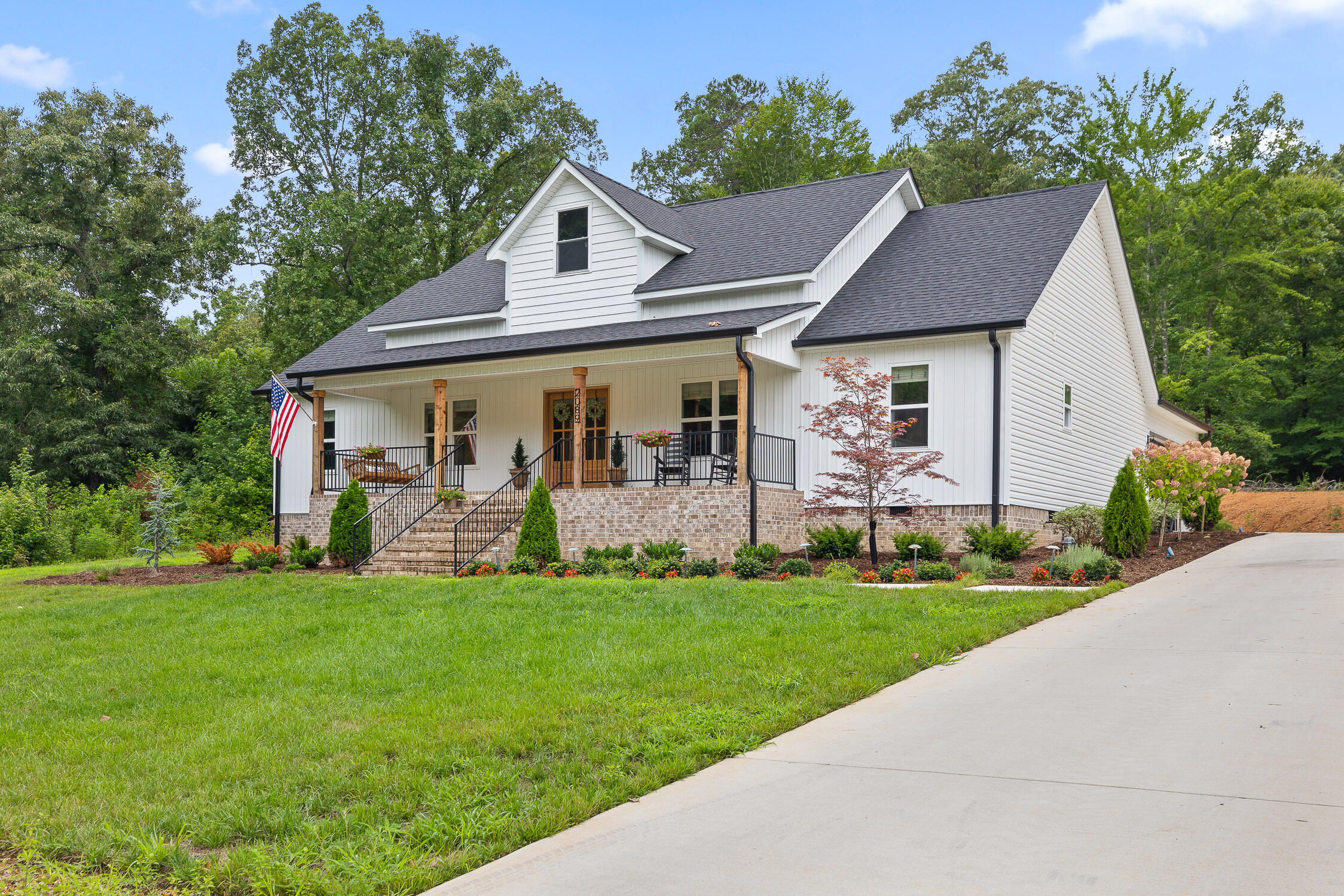 2089 Hudlow Loop Road