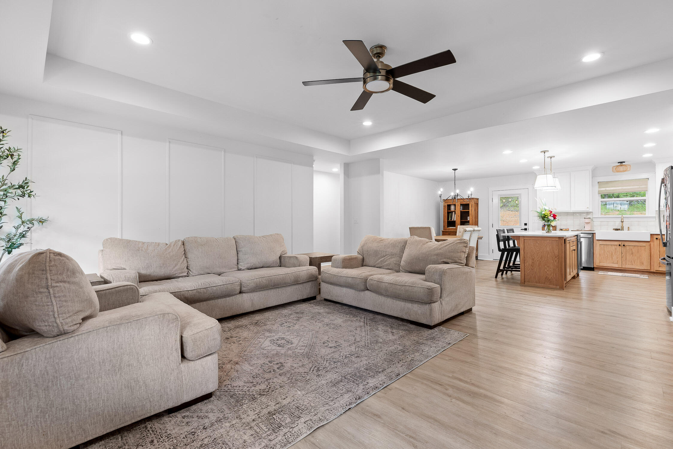 2089 Hudlow Loop Road