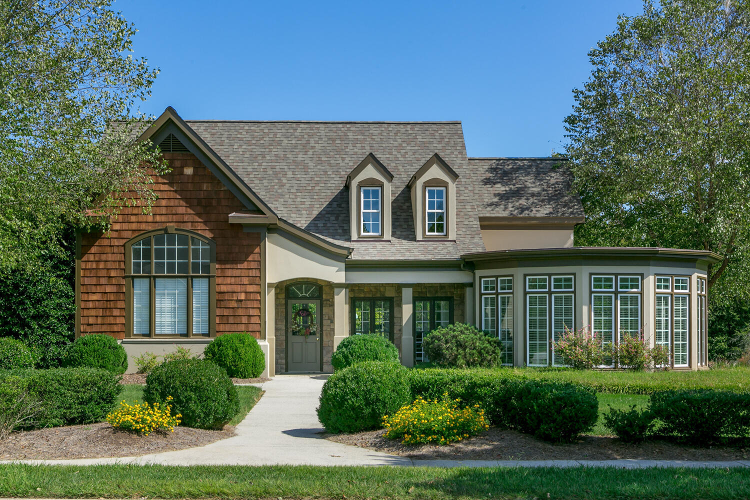 9524 Windrose Circle