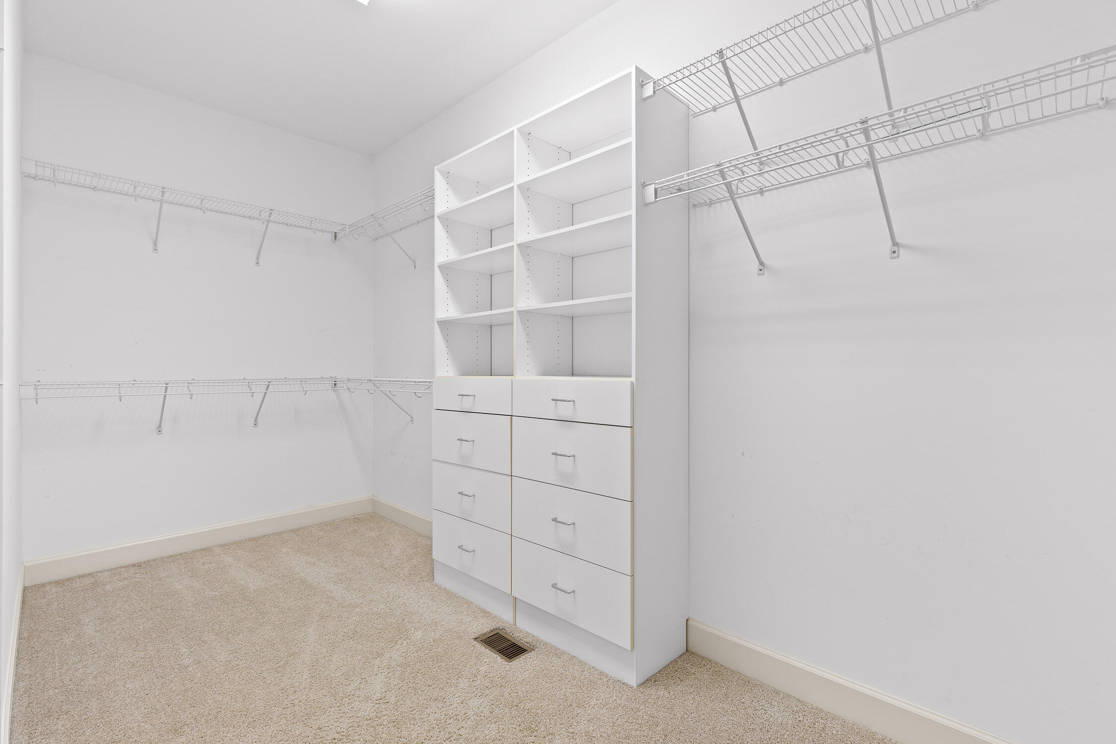 9524 Windrose Circle