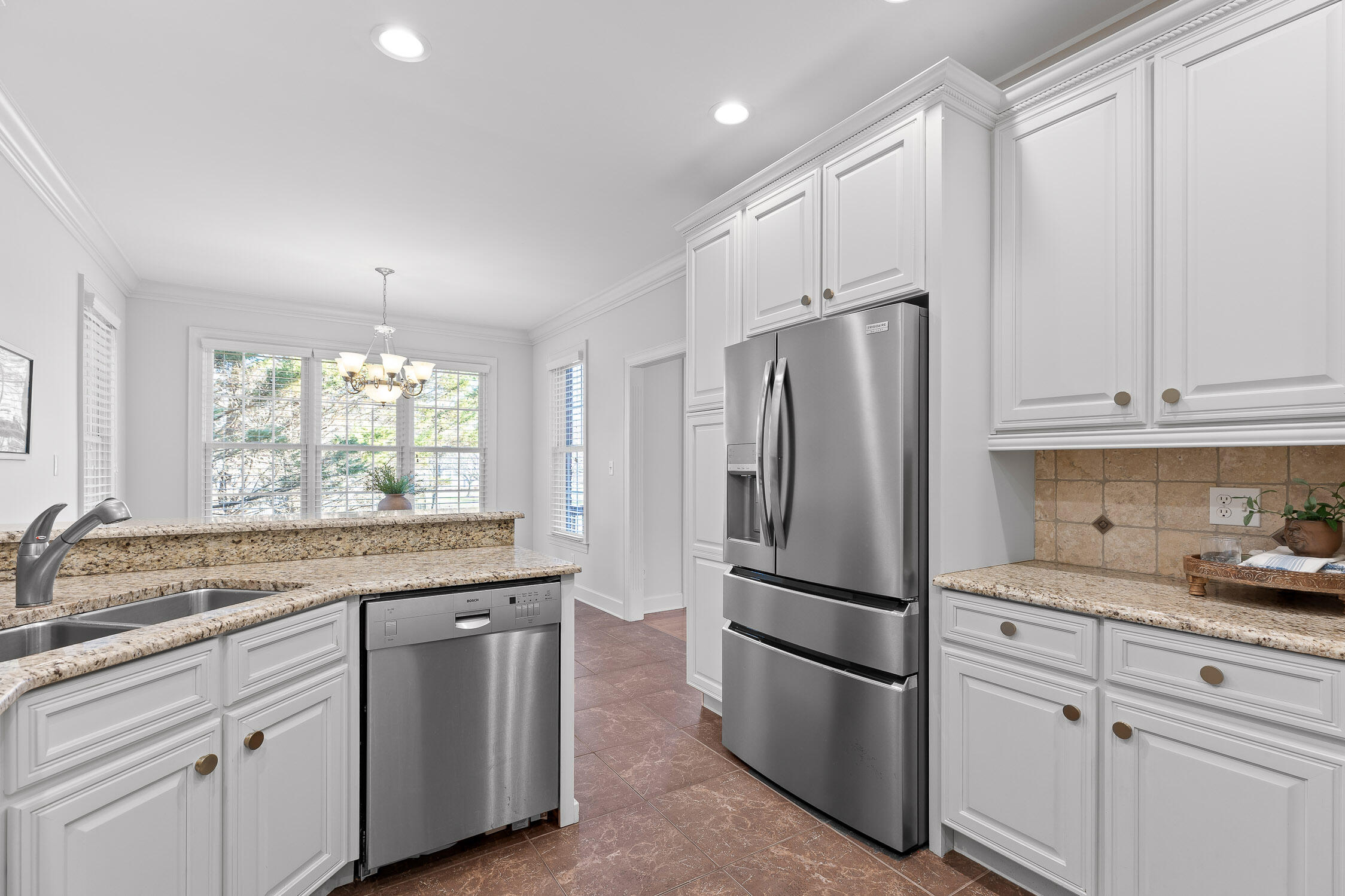 9524 Windrose Circle