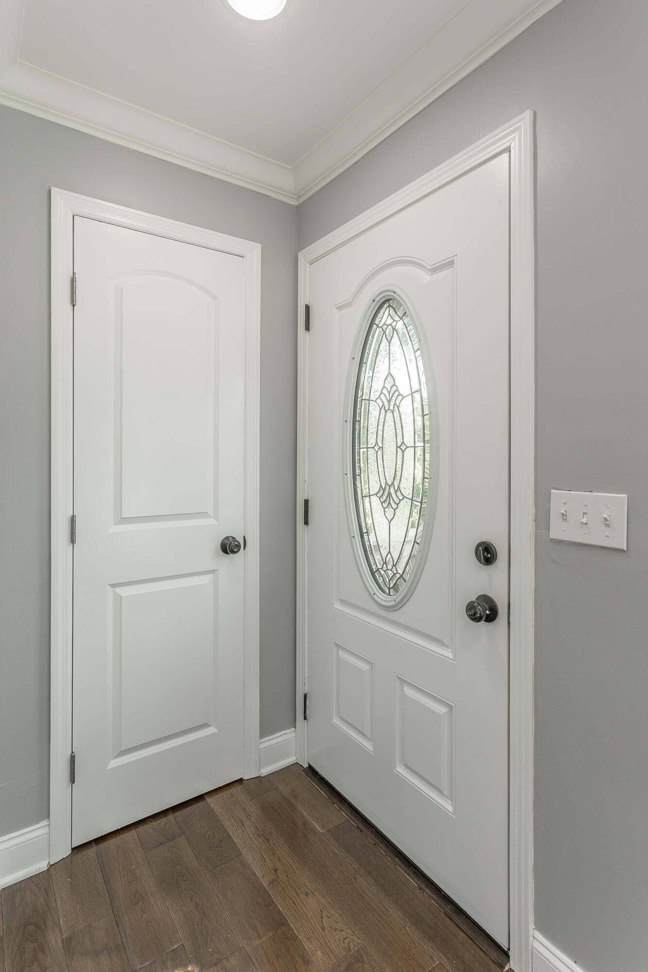 1011 W Elmwood Drive