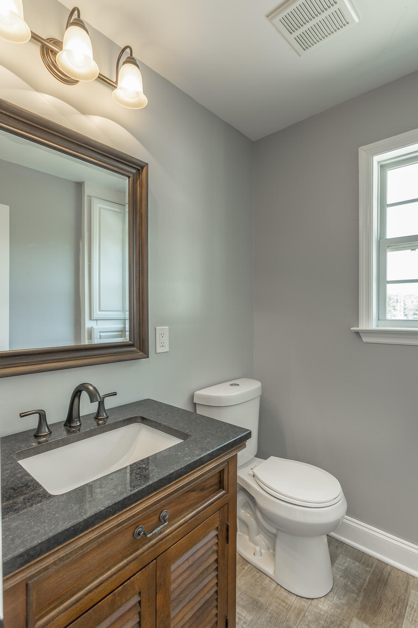 1011 W Elmwood Drive