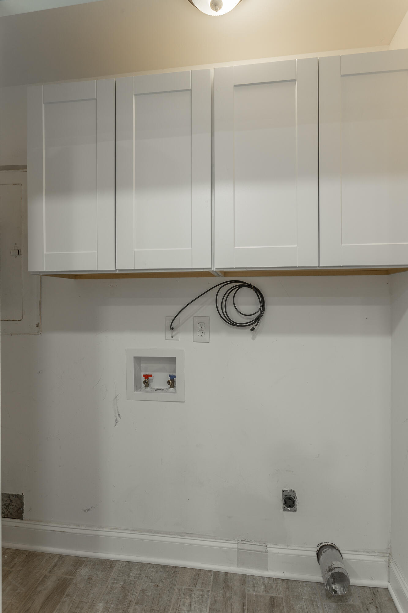 1011 W Elmwood Drive