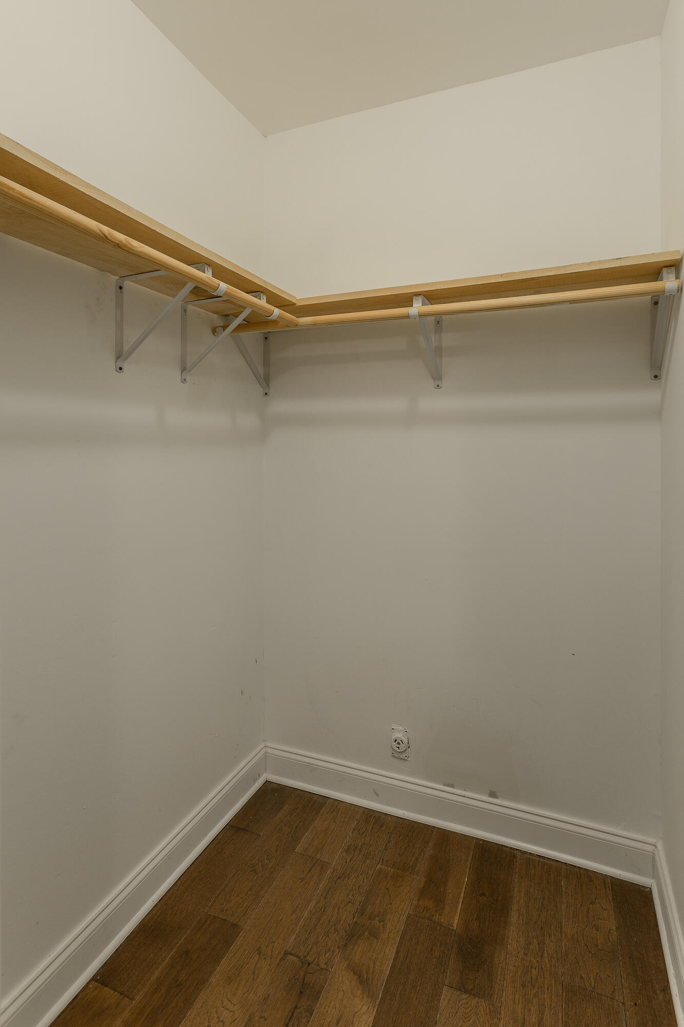 1011 W Elmwood Drive