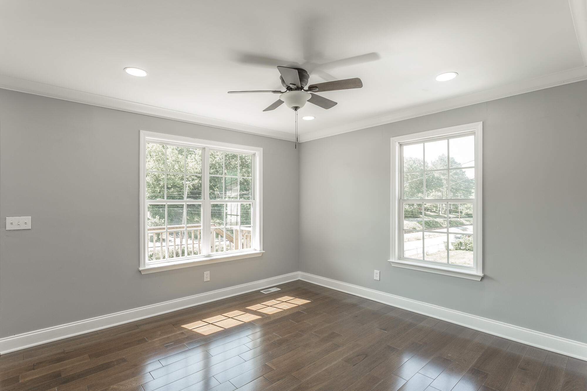 1011 W Elmwood Drive