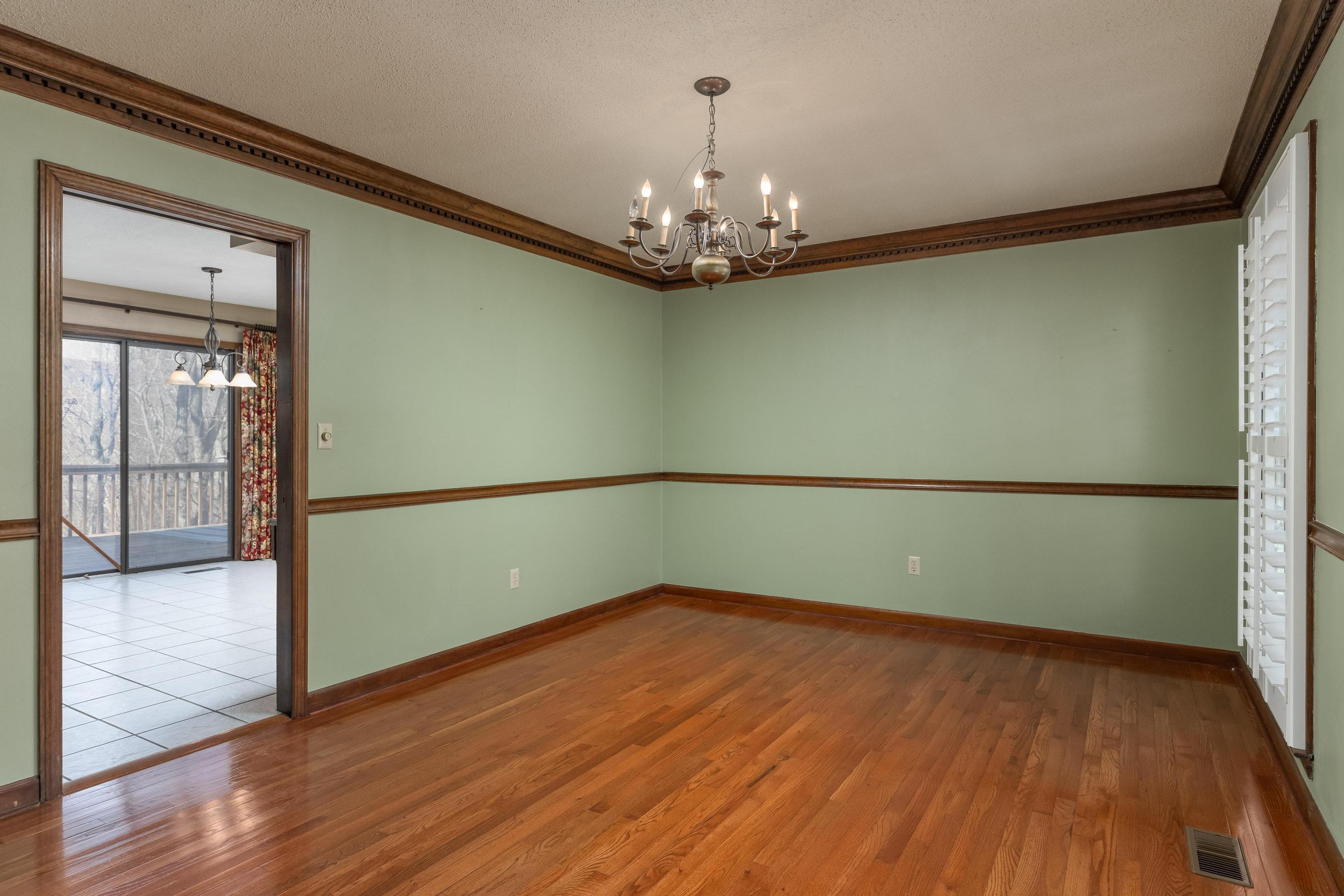 1725 Colonial Shores Drive