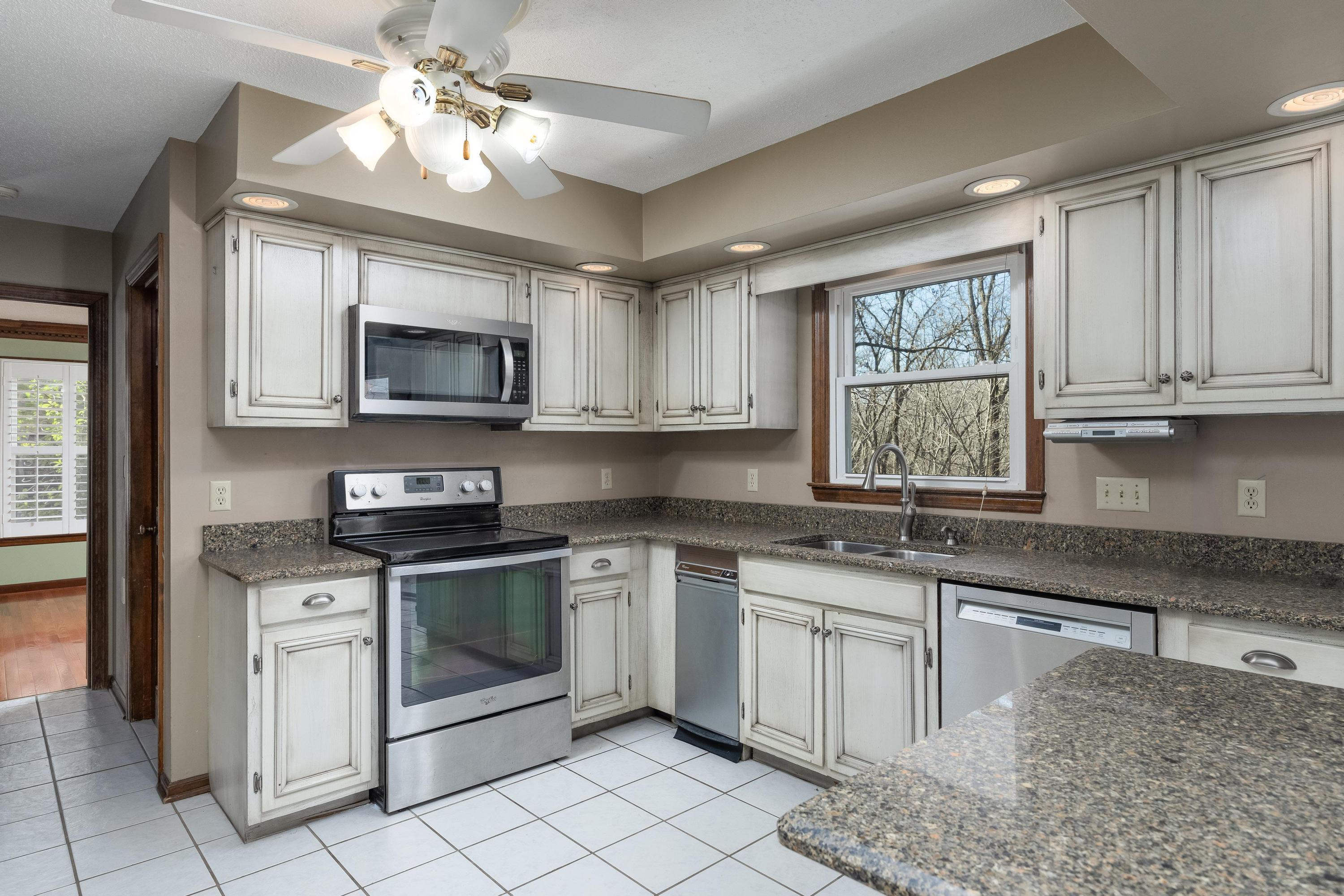 1725 Colonial Shores Drive