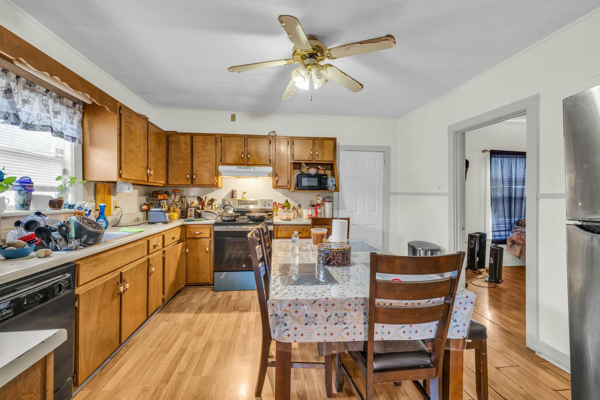 3844 Kingwood Circle