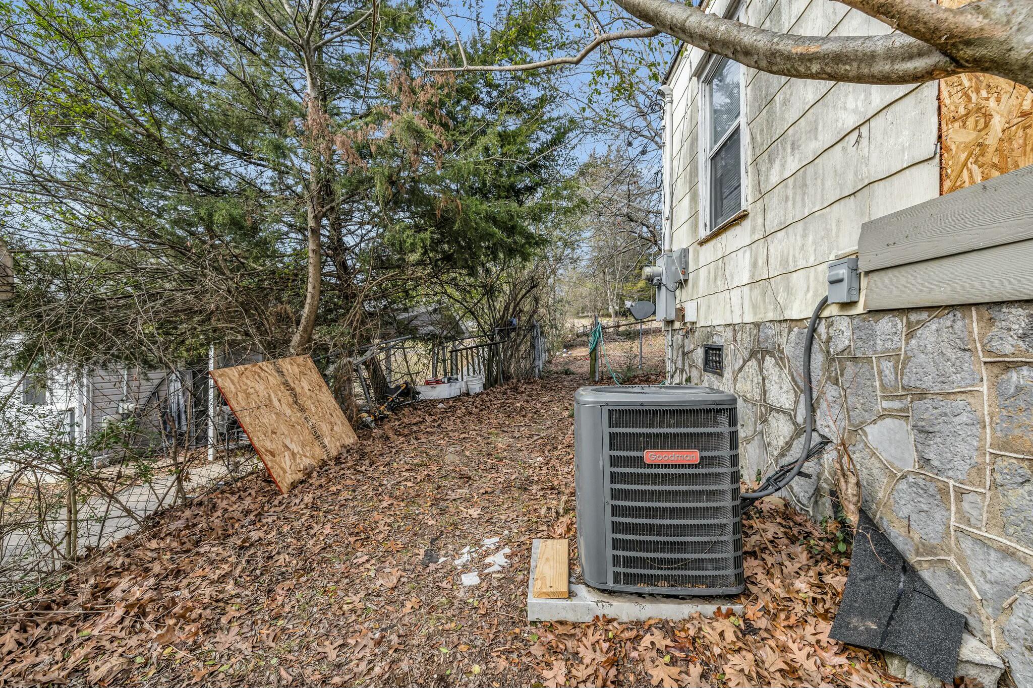 3844 Kingwood Circle