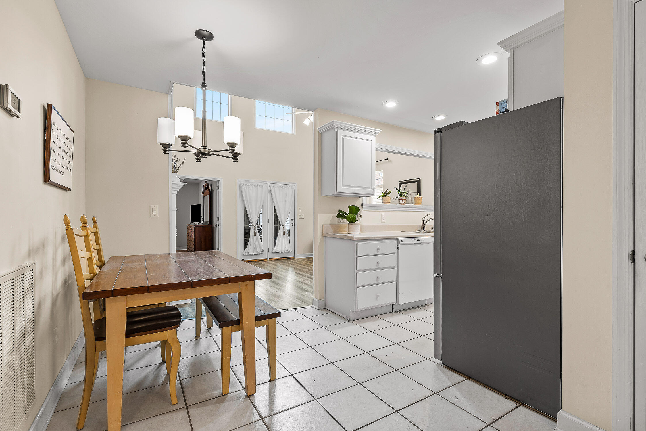 2410 Columbine Trail