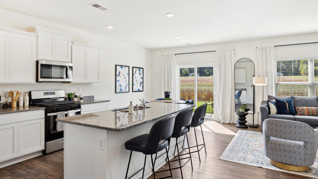 2019 Fairview Hls Drive NE