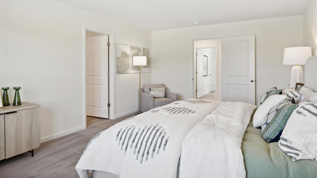 2019 Fairview Hls Drive NE