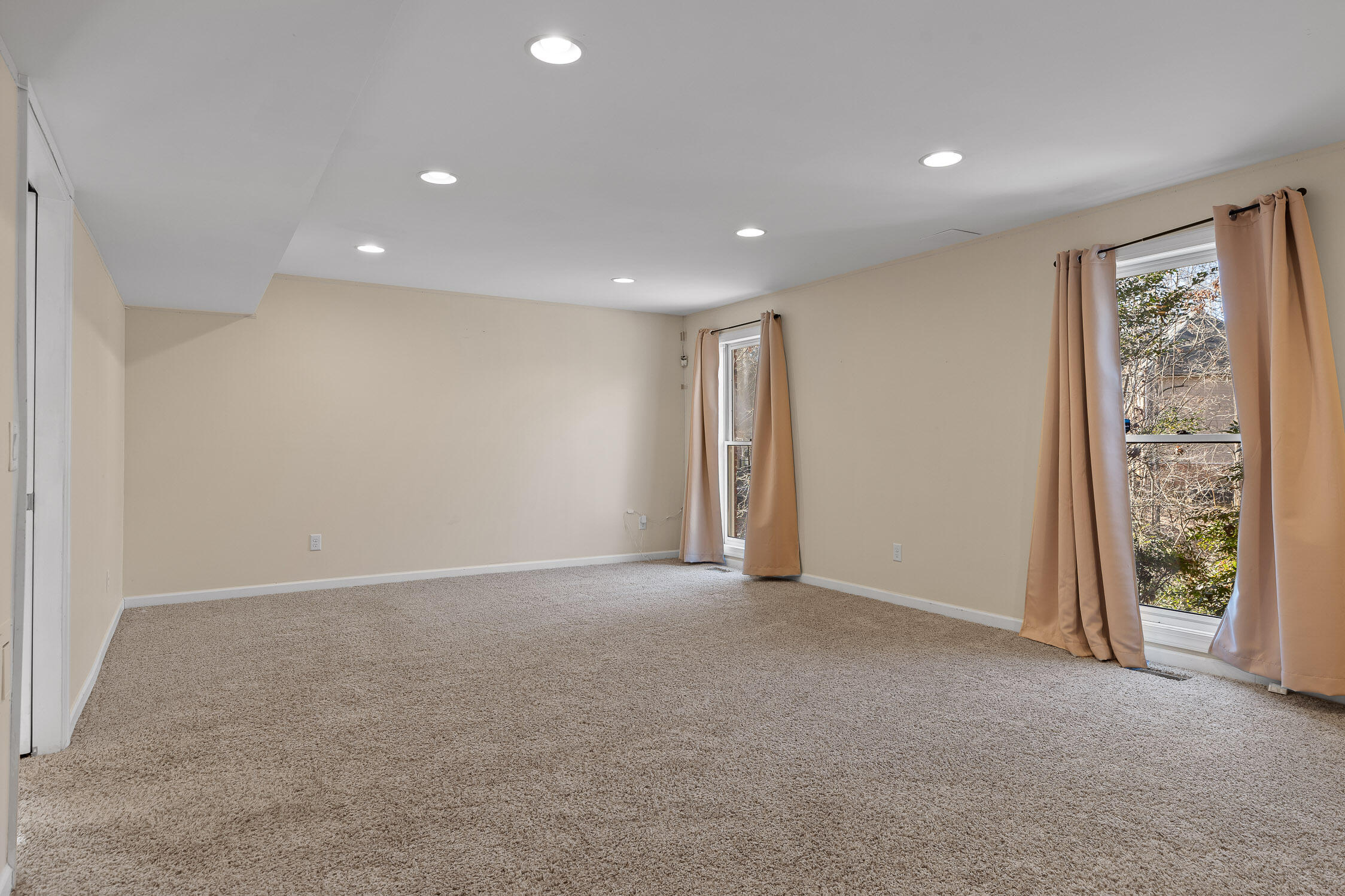 2045 Marina Cove Drive