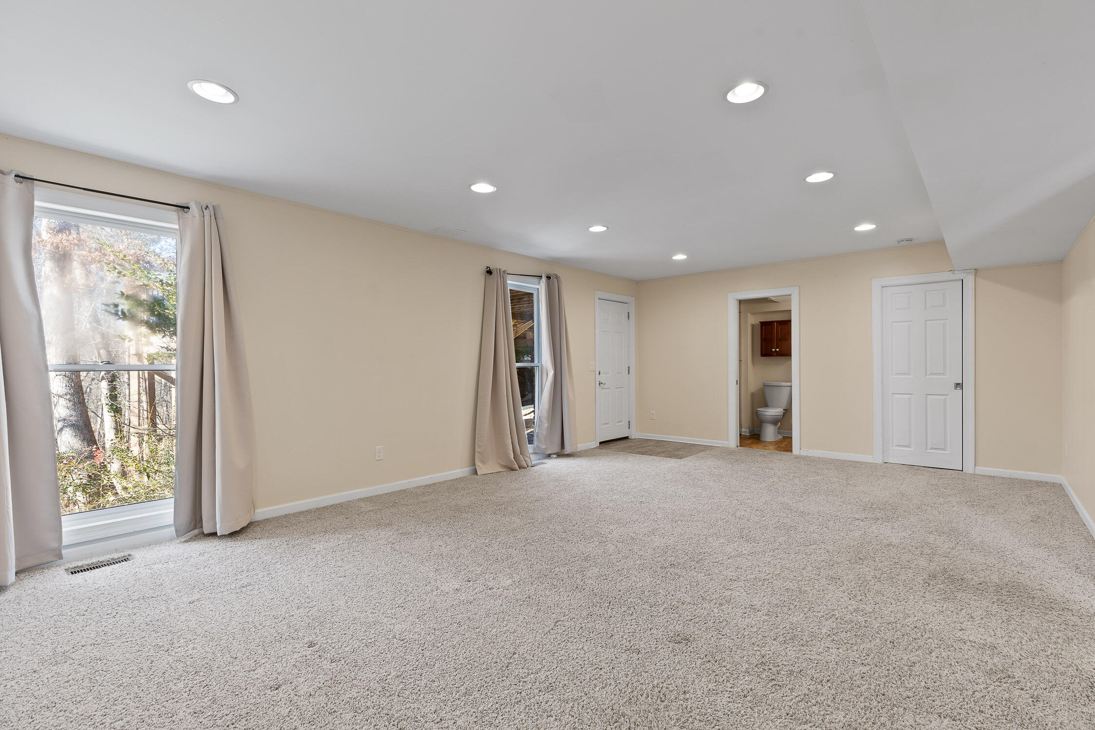 2045 Marina Cove Drive