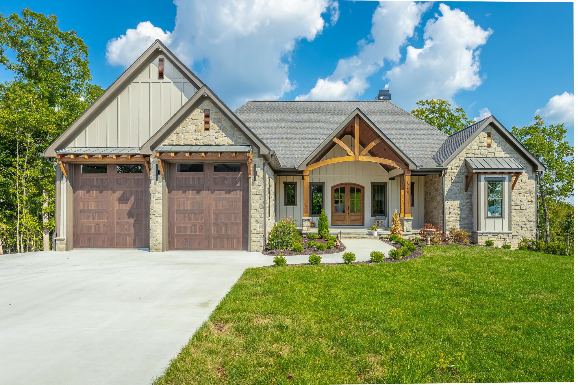 1782 Restful Drive