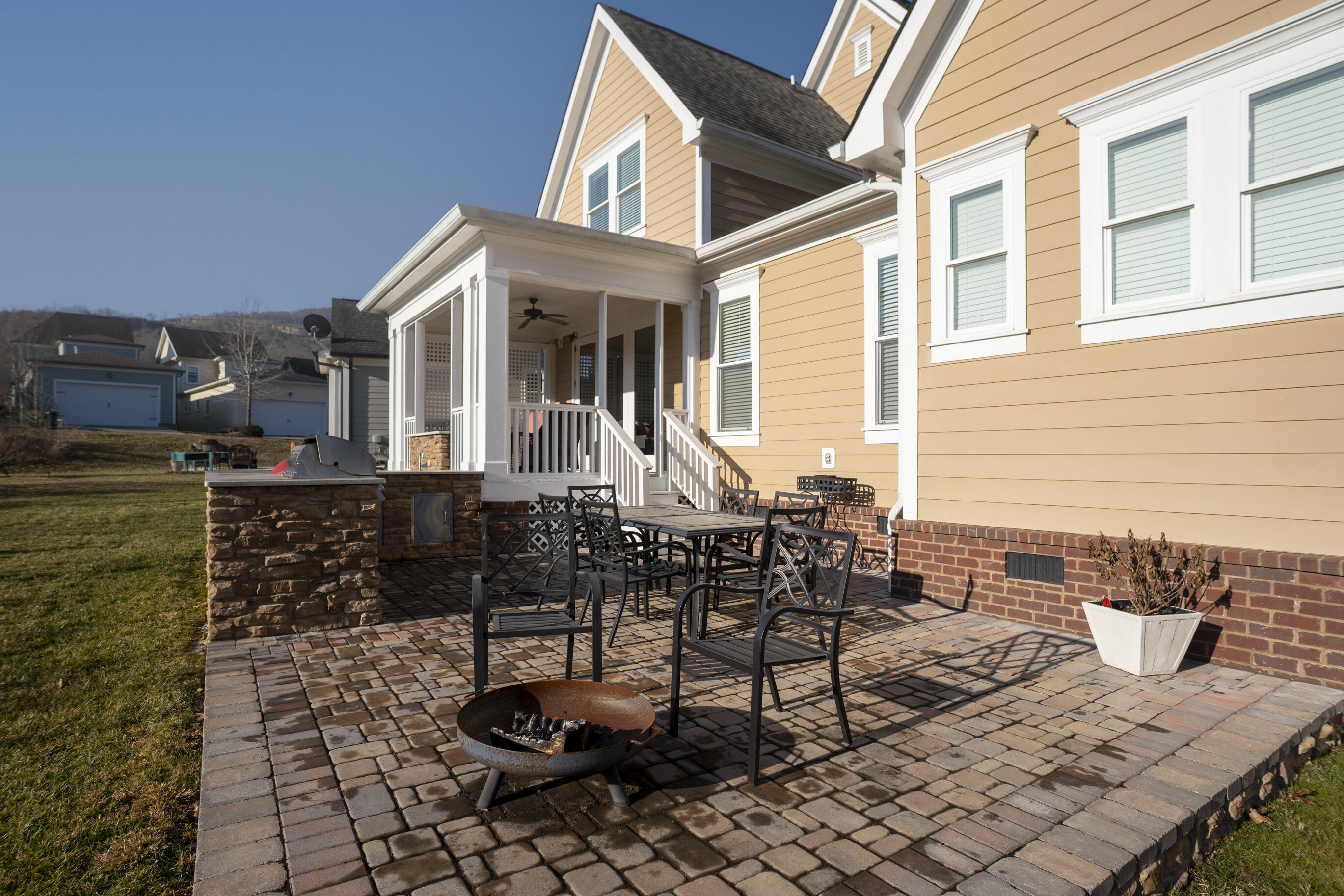 853 Blissfield Court