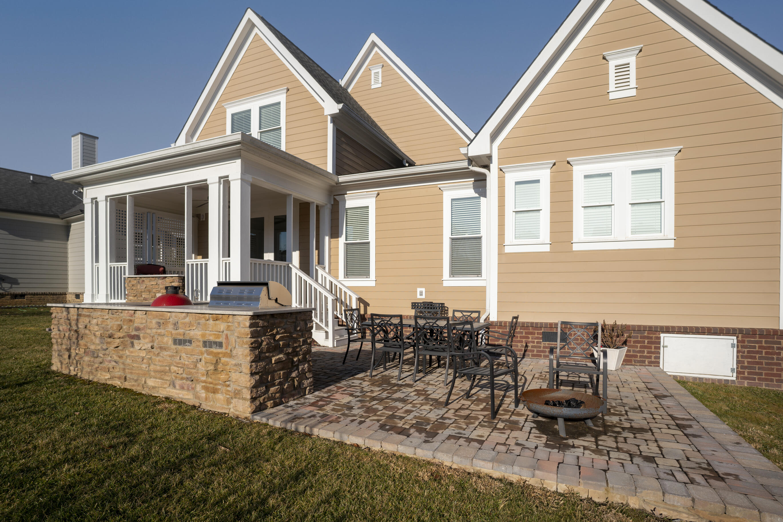 853 Blissfield Court