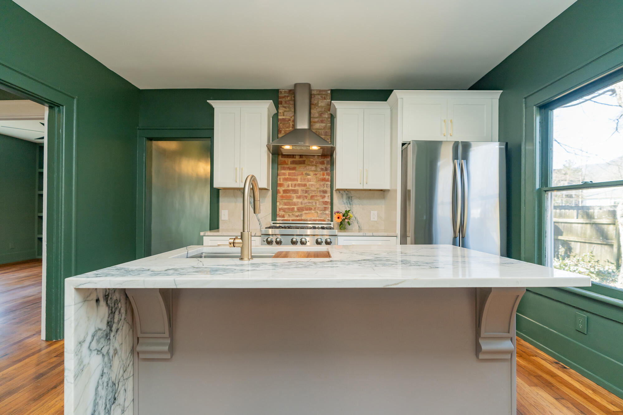 1406 W 52nd Street