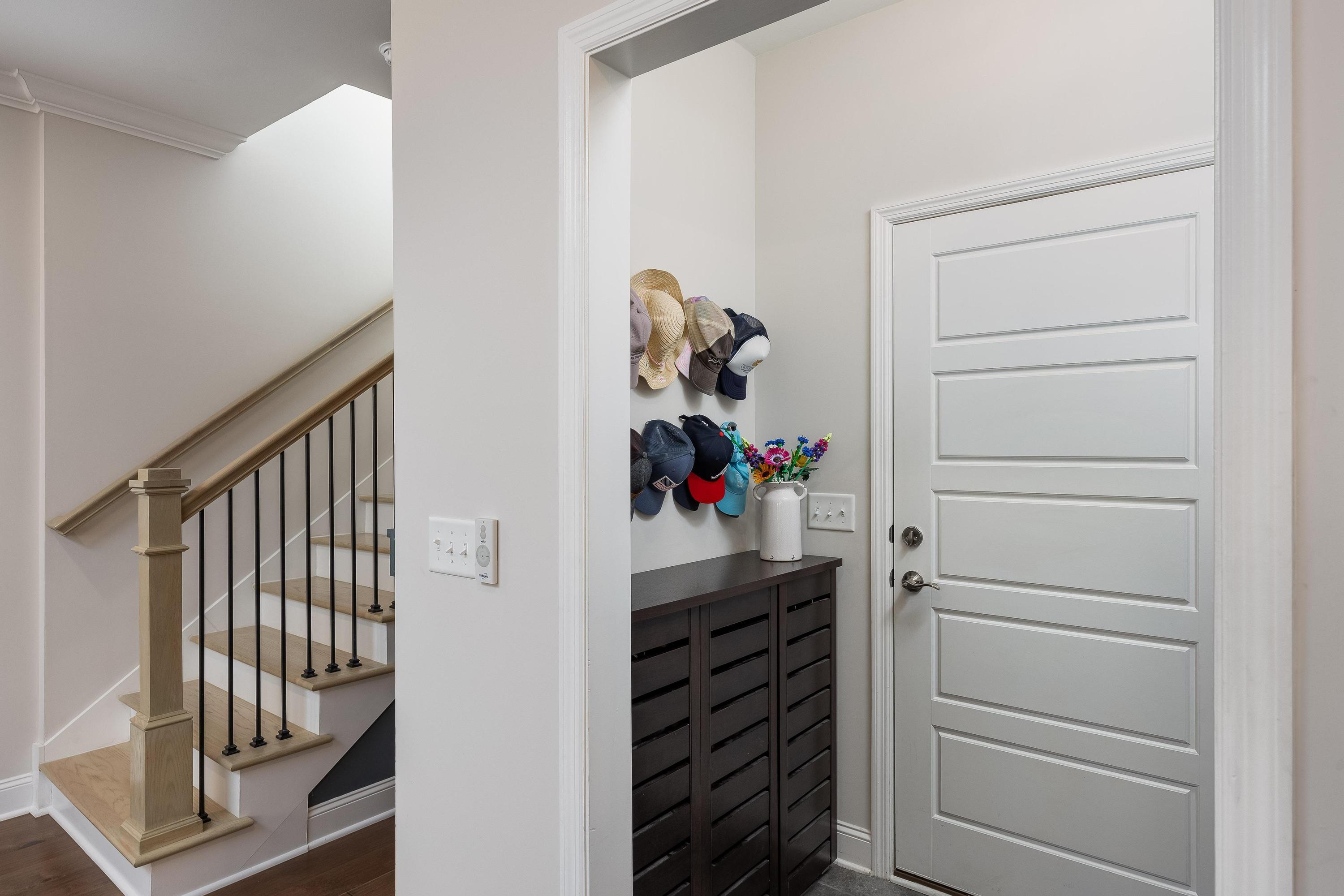 8635 Masons Gate Lane