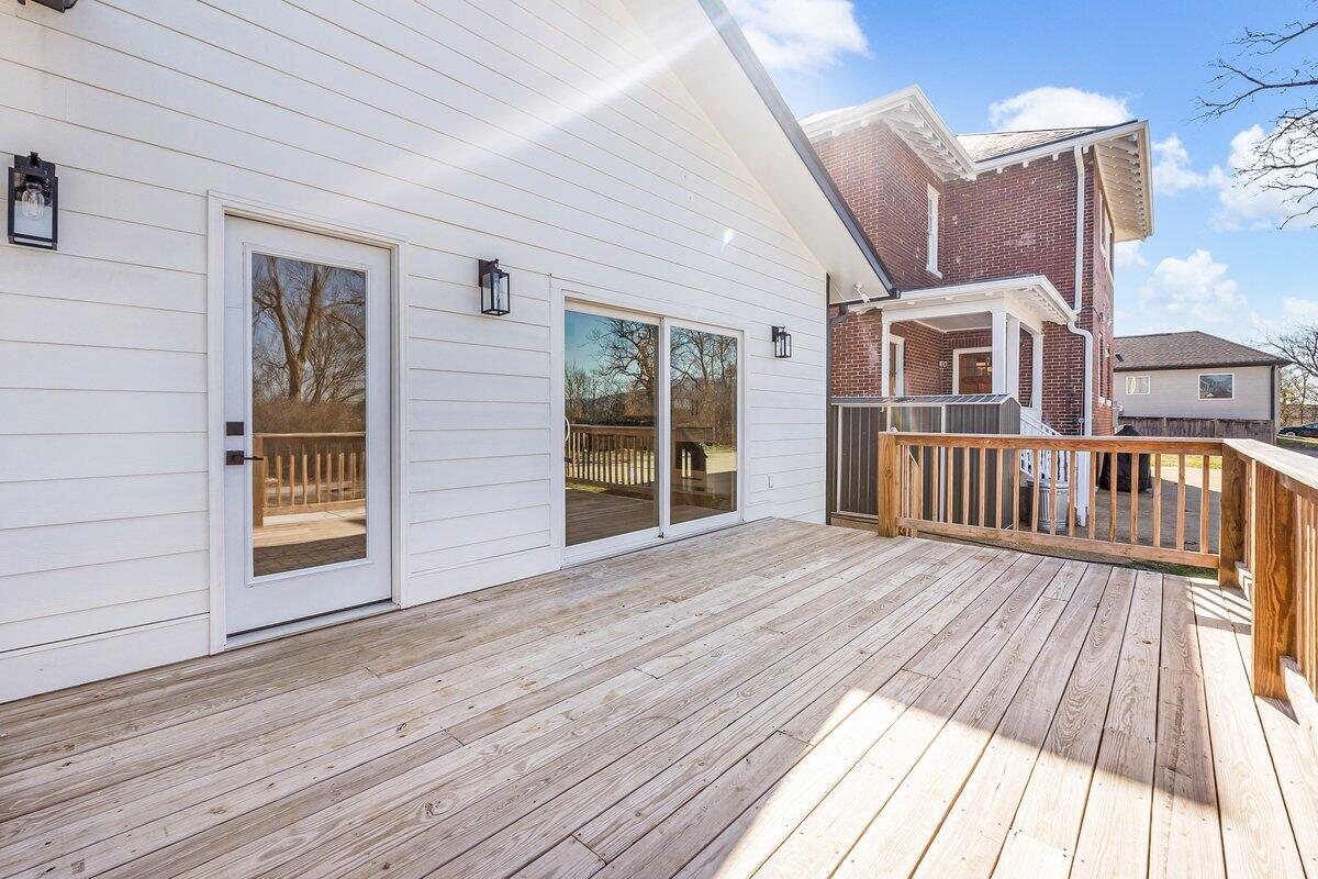 707 S Greenwood Avenue