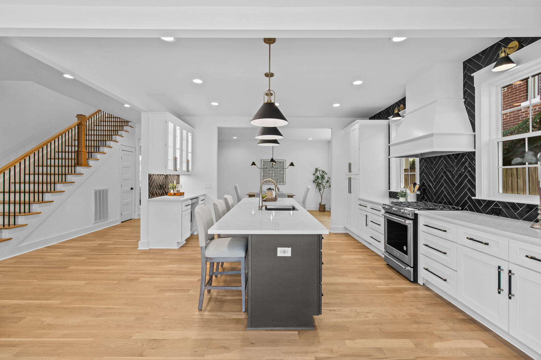 707 S Greenwood Avenue