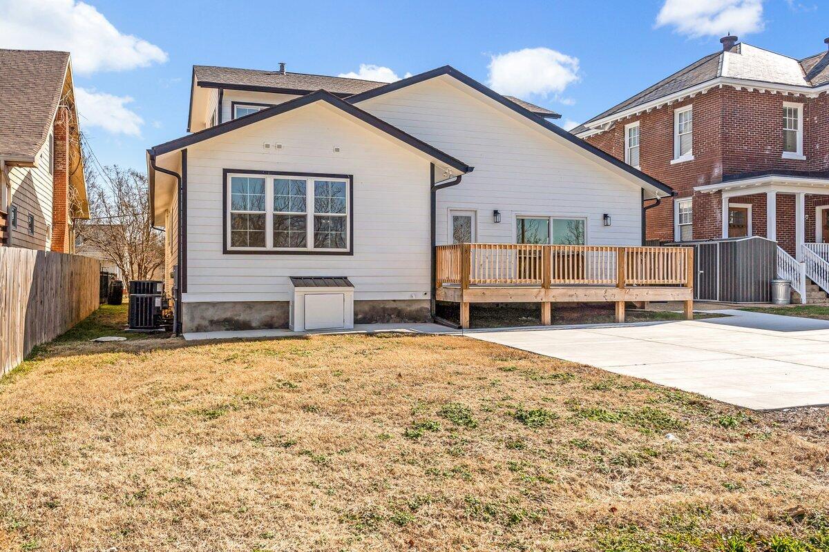 707 S Greenwood Avenue