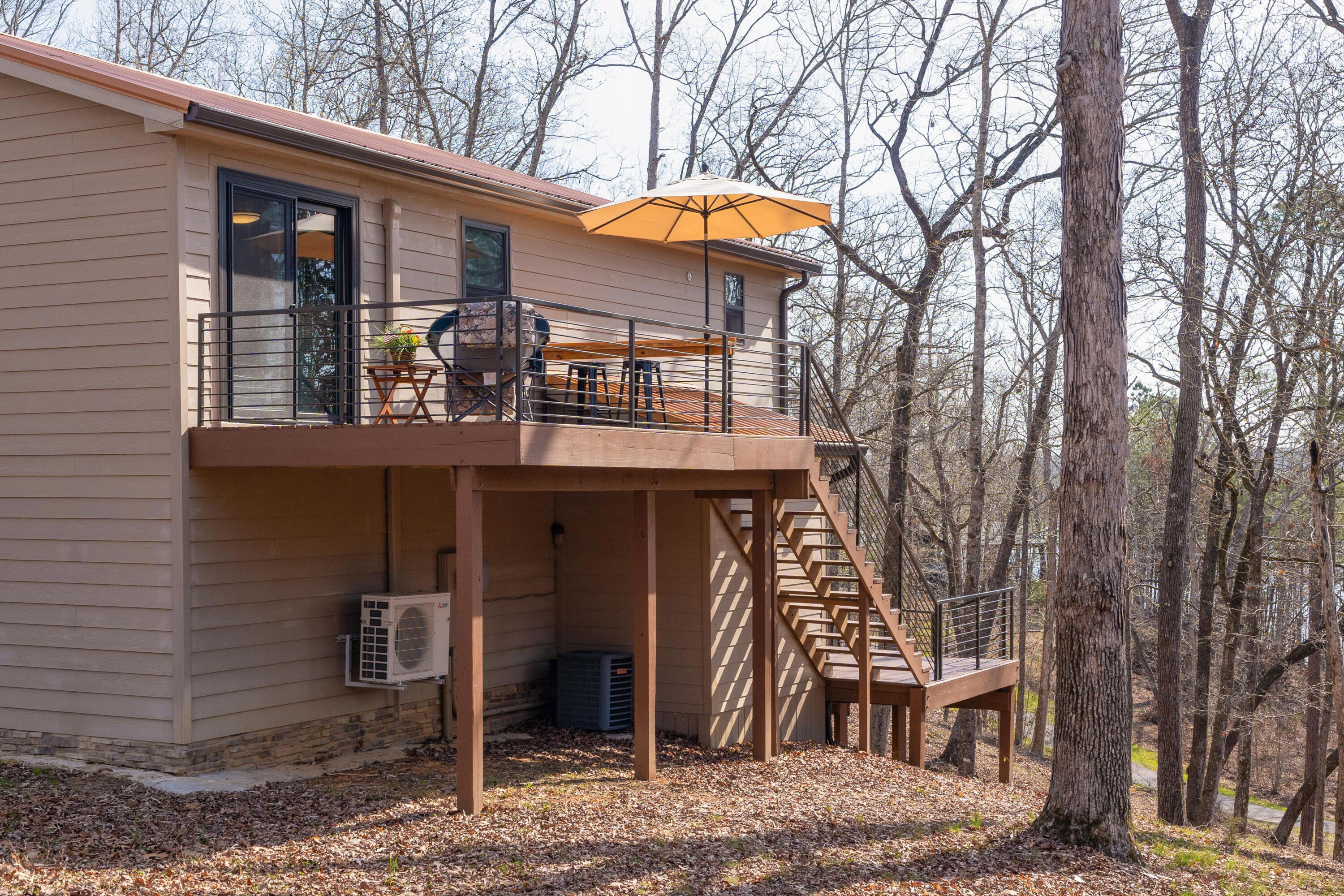 15903 Lakewood Drive