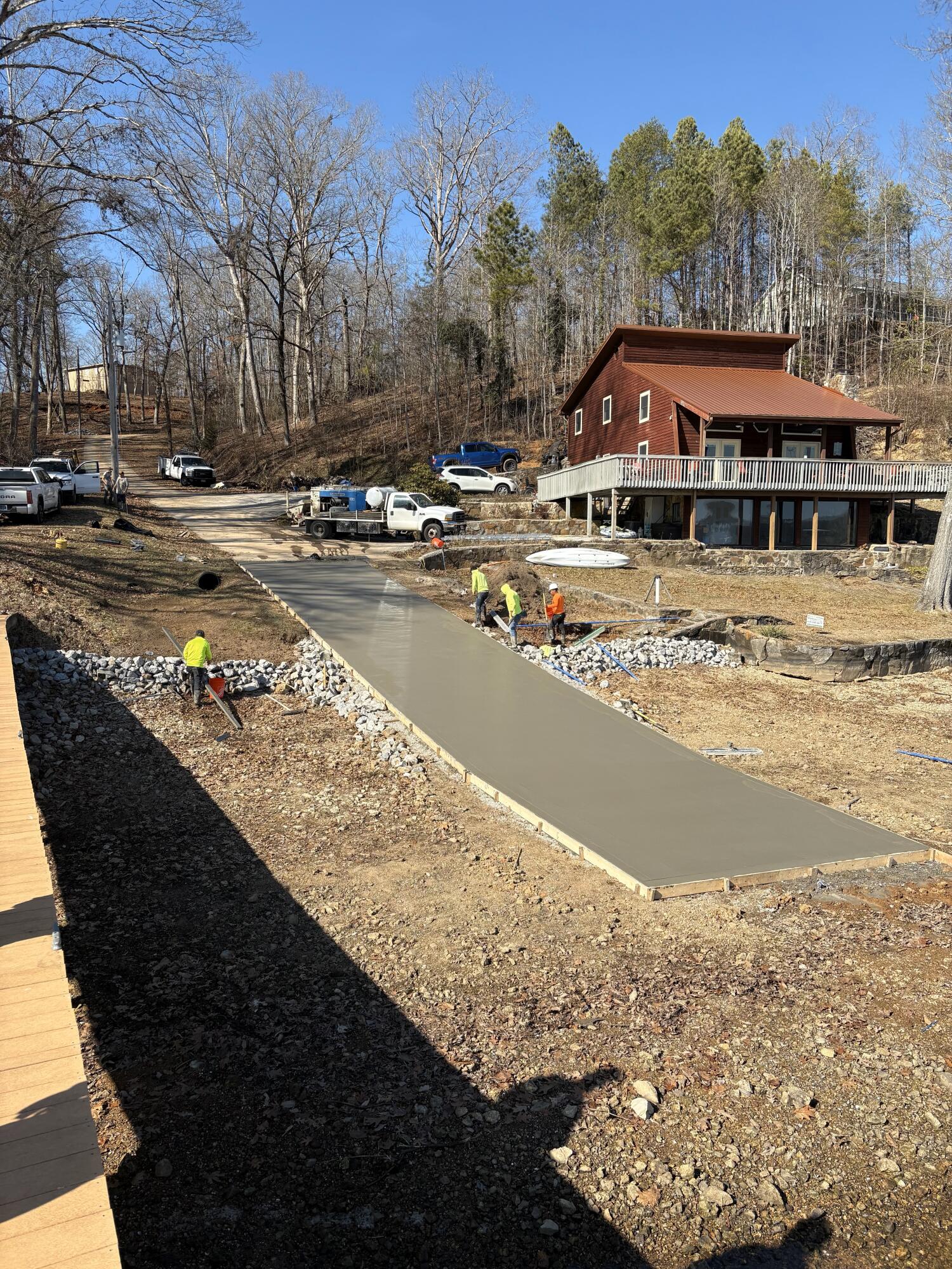 15903 Lakewood Drive