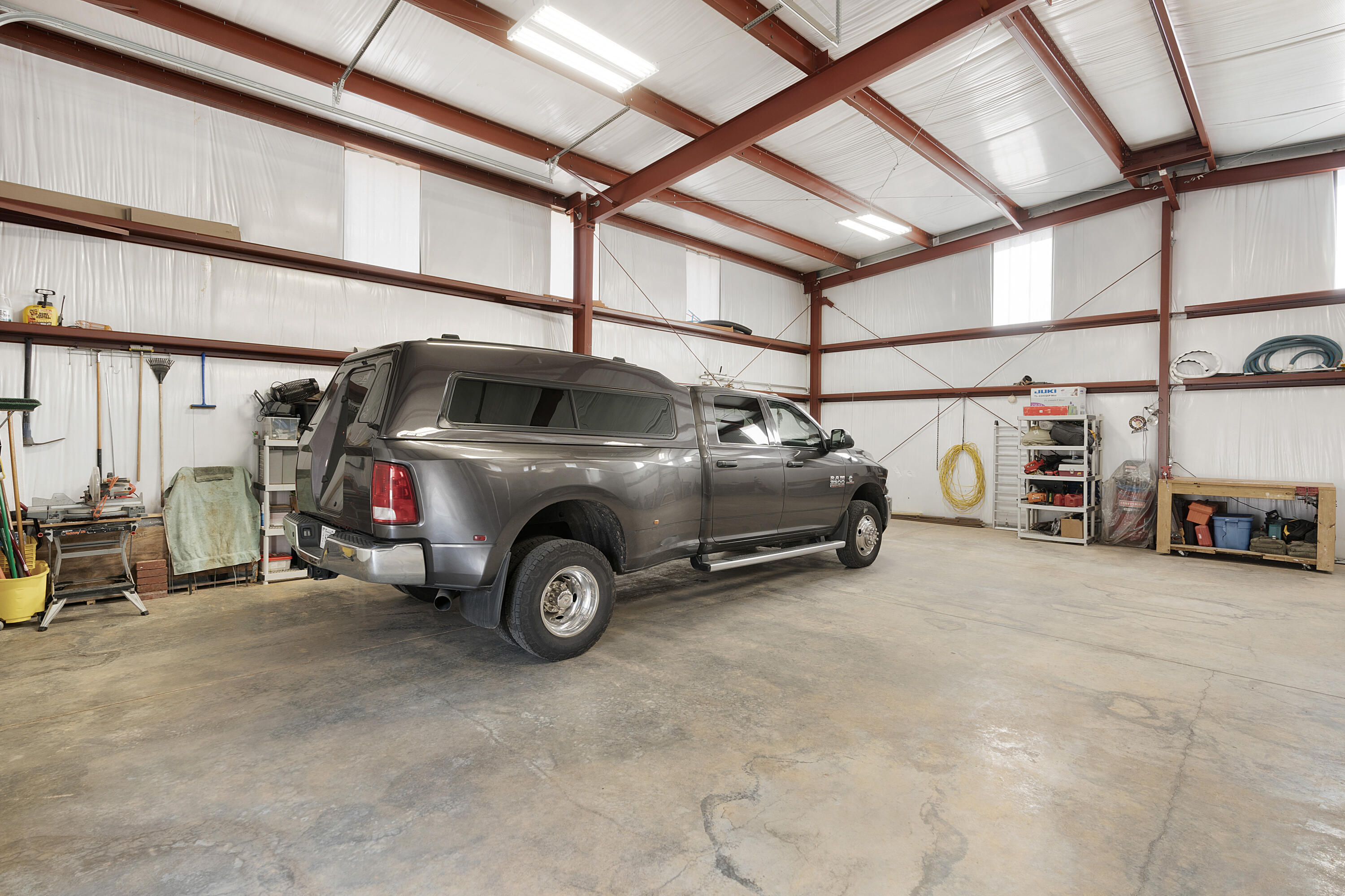 15903 Lakewood Drive