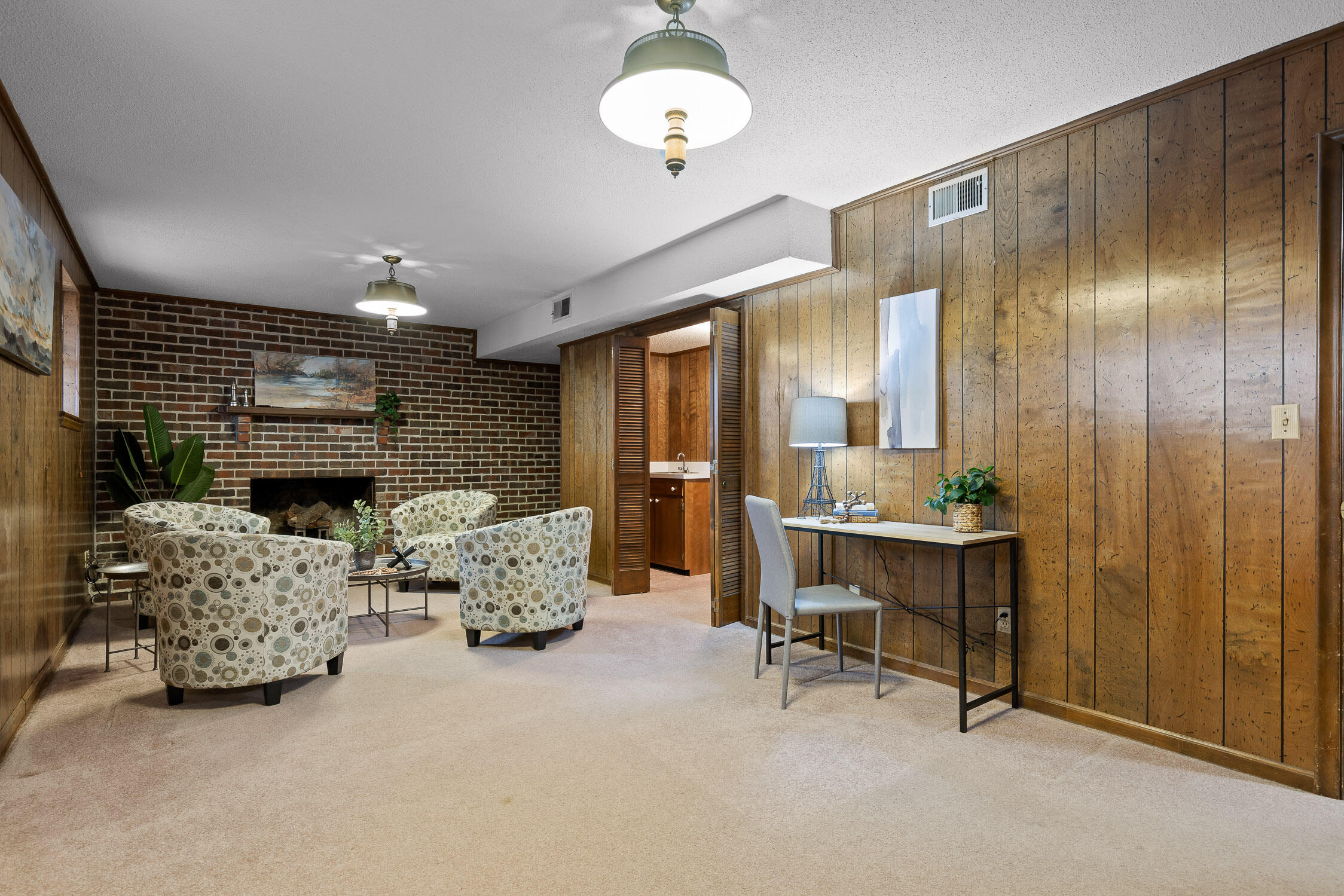 914 Belvoir Hills Circle